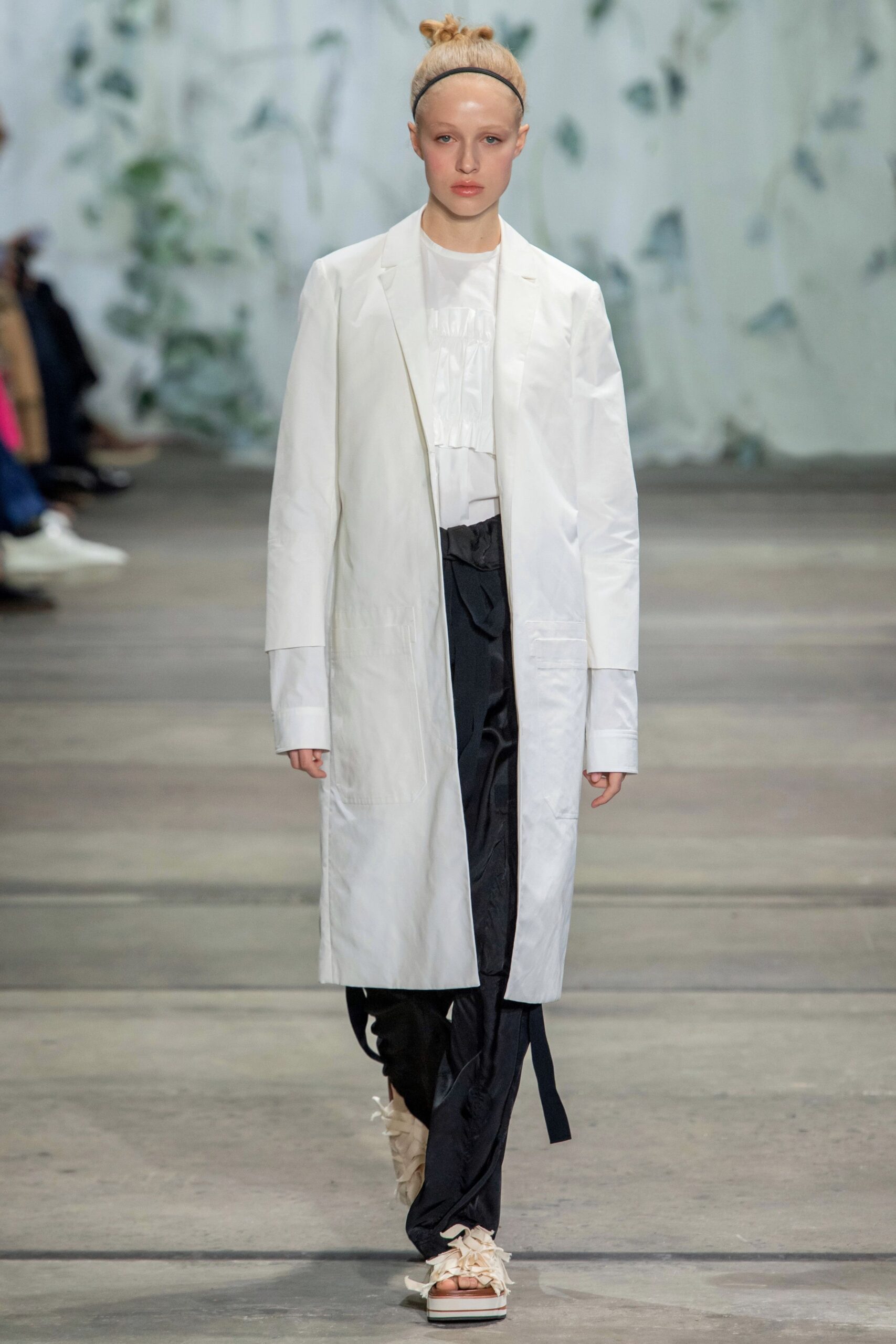 Lee Mathews Australia Resort 20 Look 16