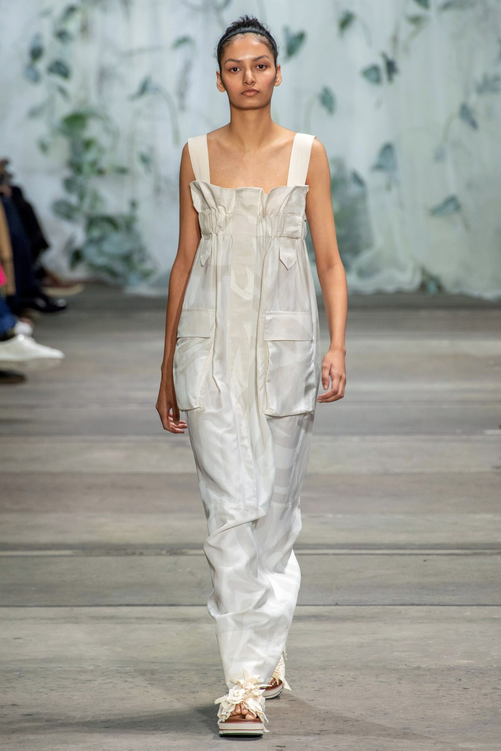 Lee Mathews Australia Resort 20 Look 21