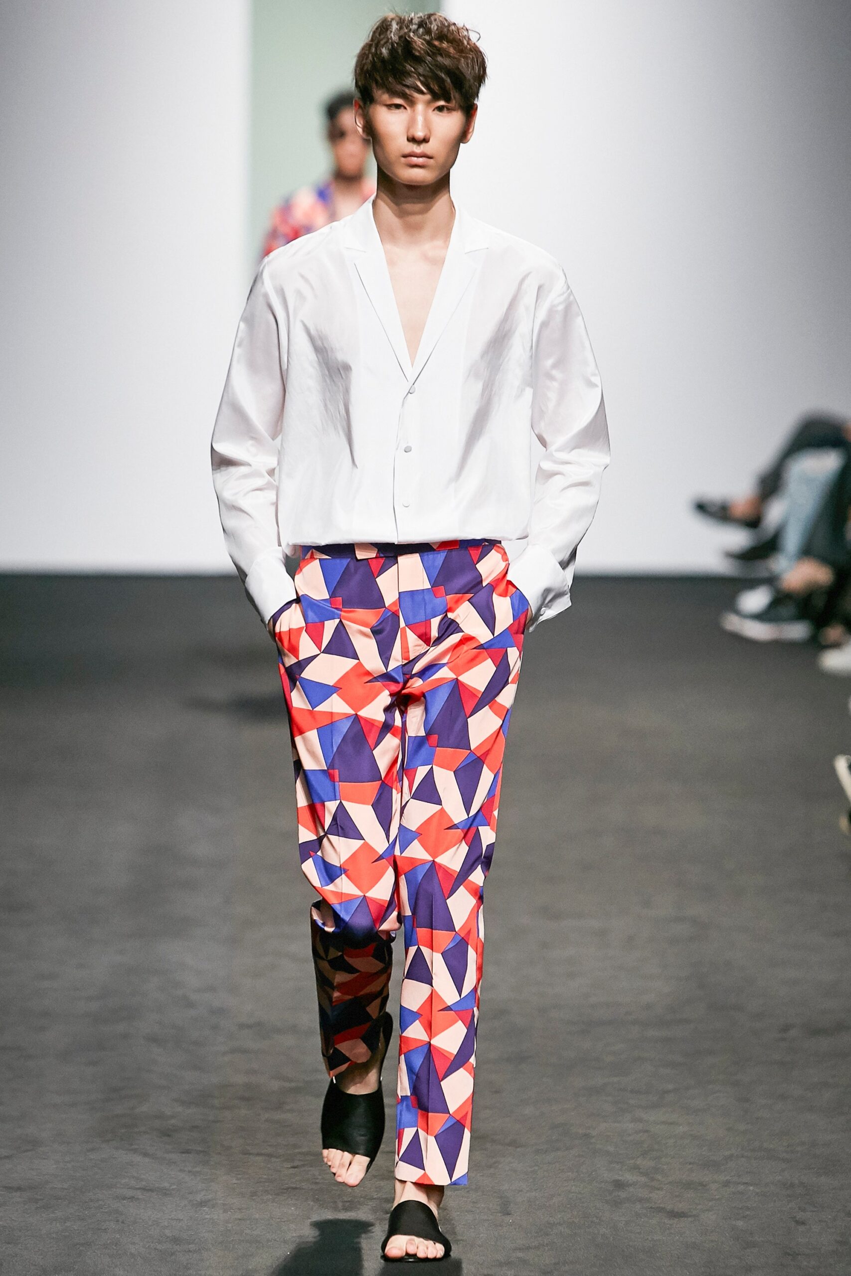 Kim Seo Ryong Seoul S/S 16 Look 2