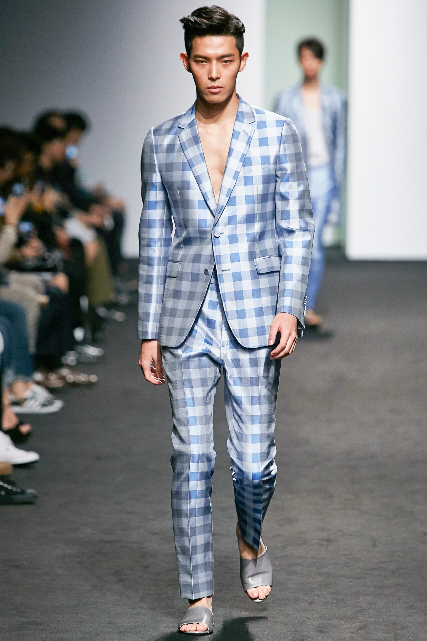 Kim Seo Ryong Seoul S/S 16 Look 10