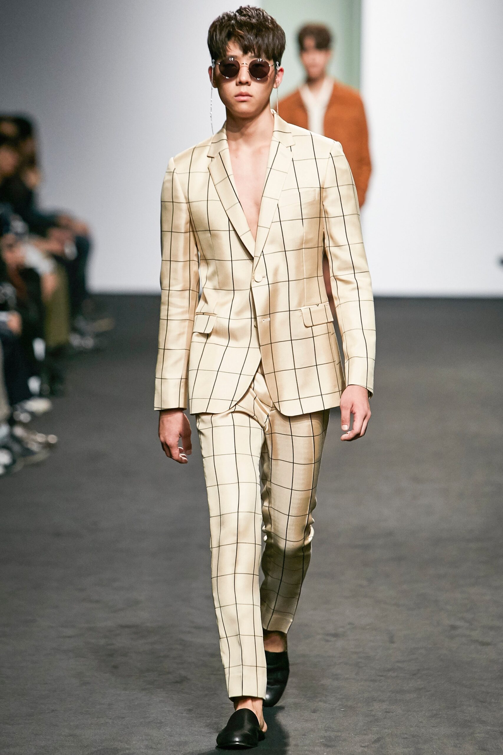Kim Seo Ryong Seoul S/S 16 Look 16