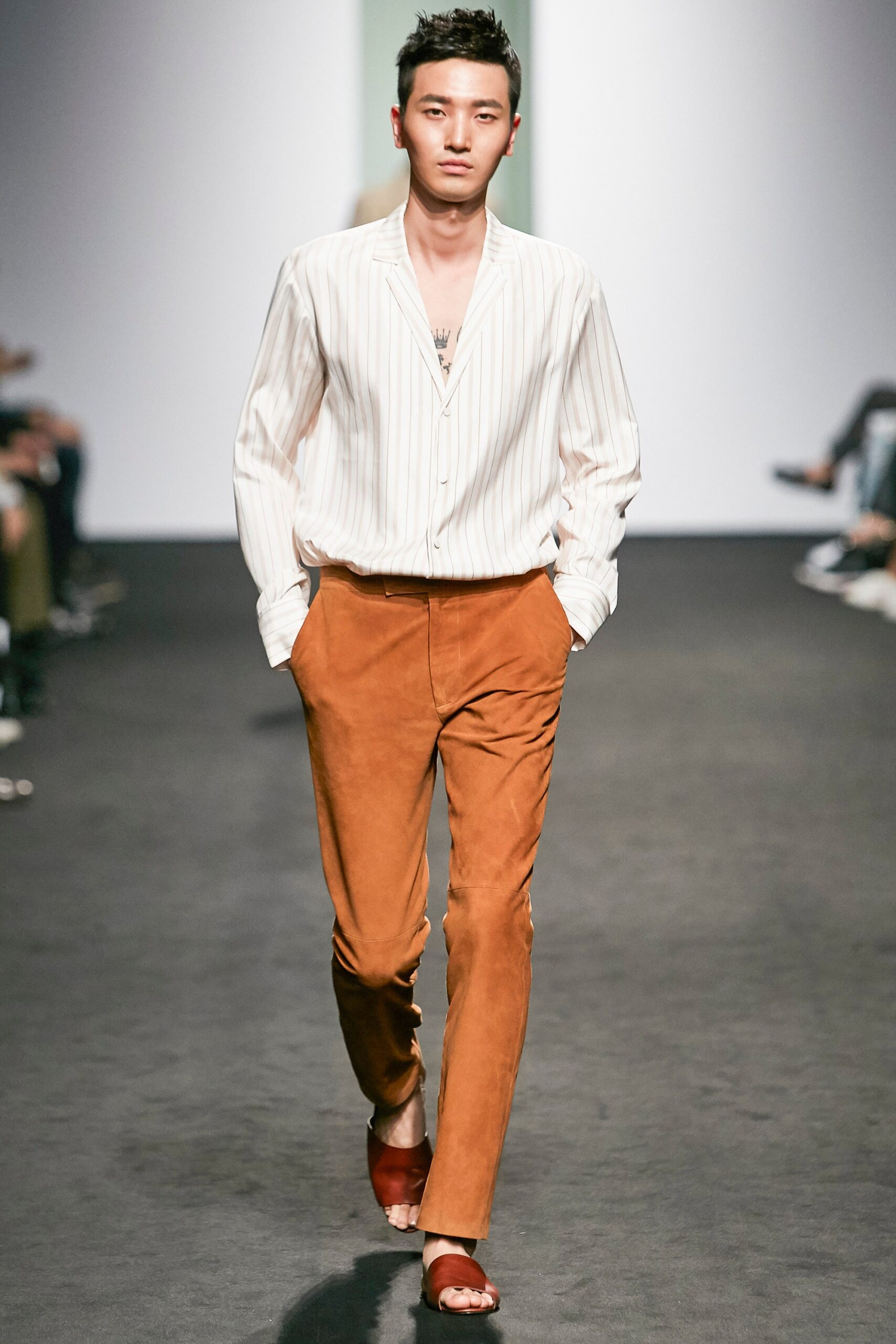 Kim Seo Ryong Seoul S/S 16 Look 18