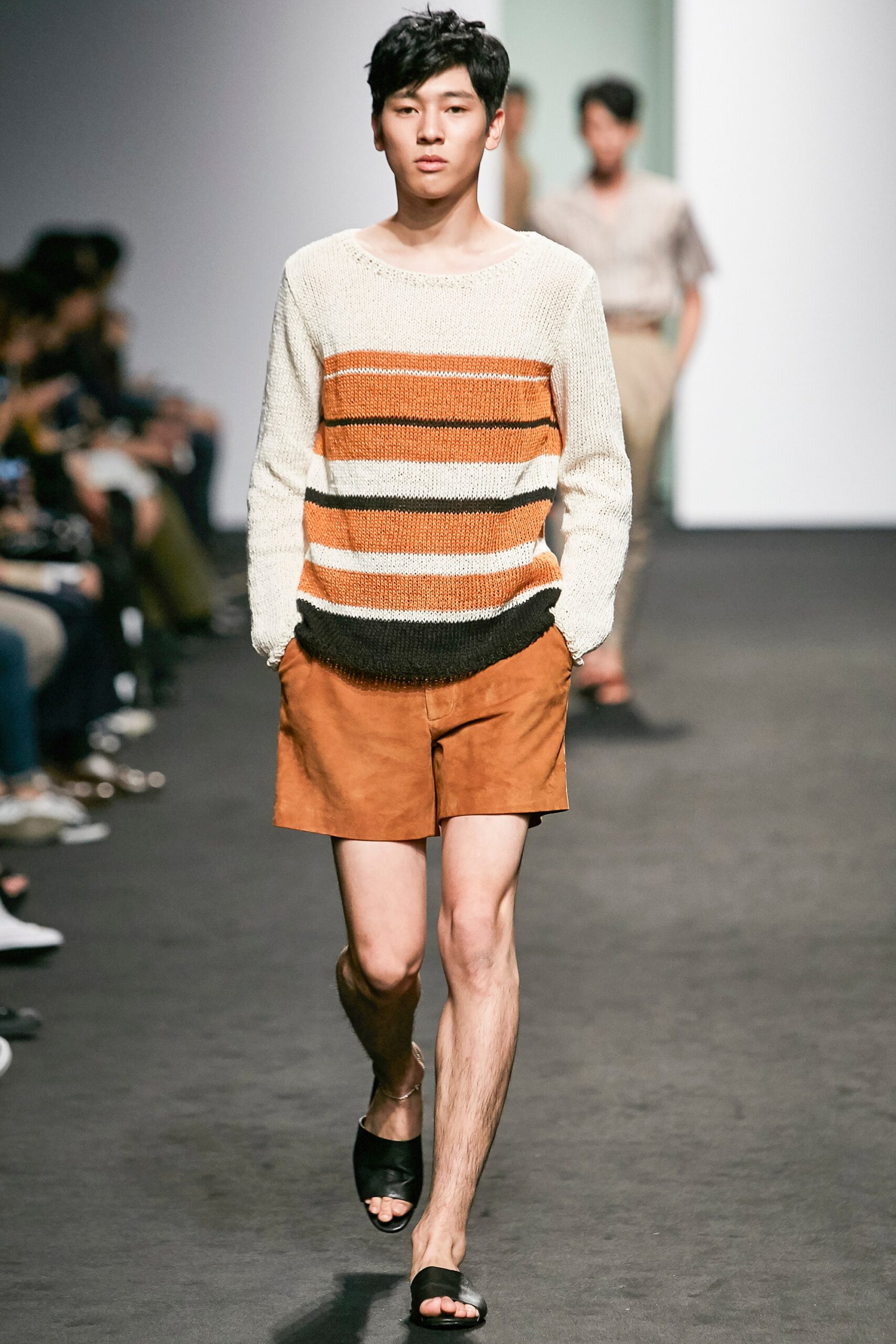 Kim Seo Ryong Seoul S/S 16 Look 20