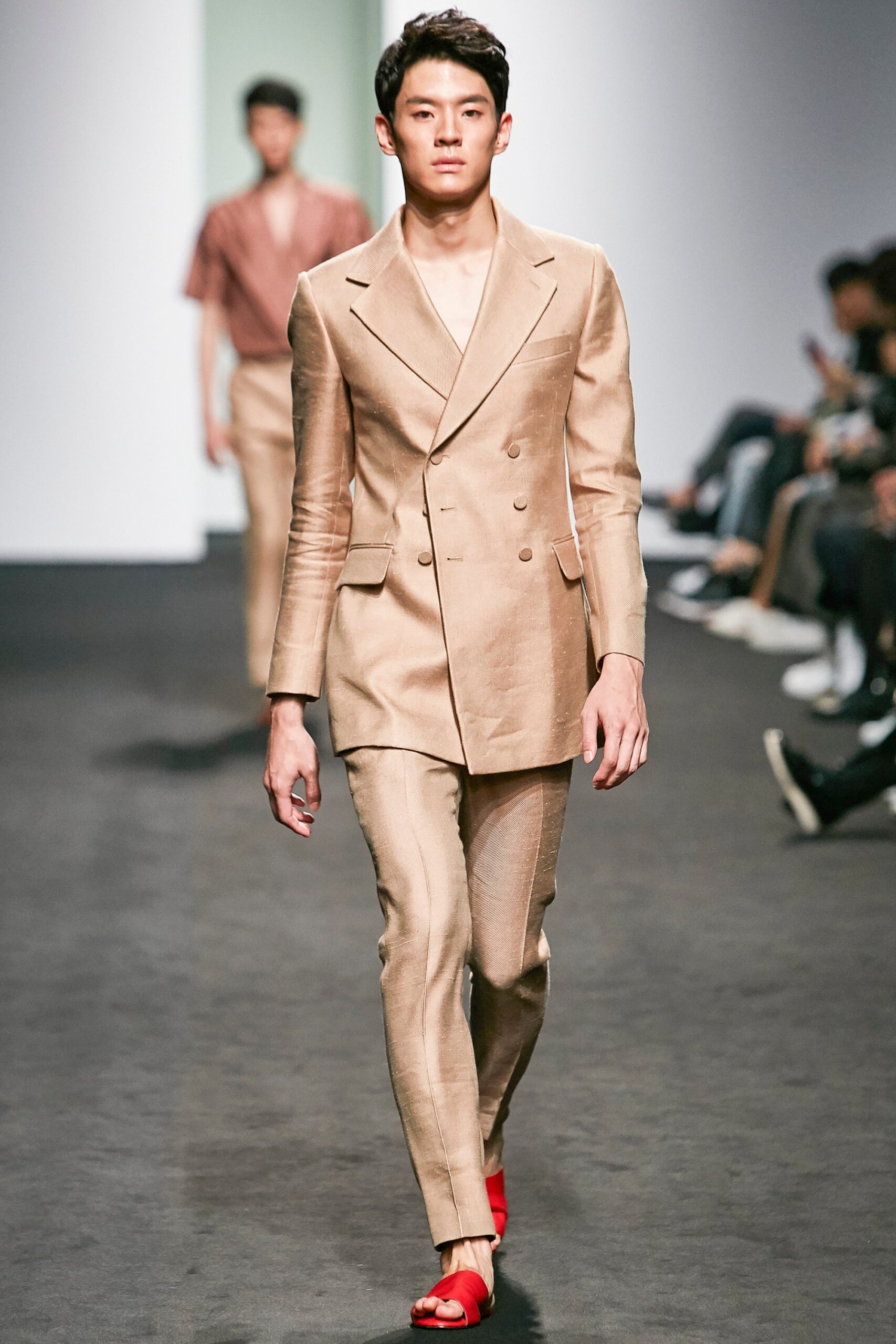 Kim Seo Ryong Seoul S/S 16 Look 22