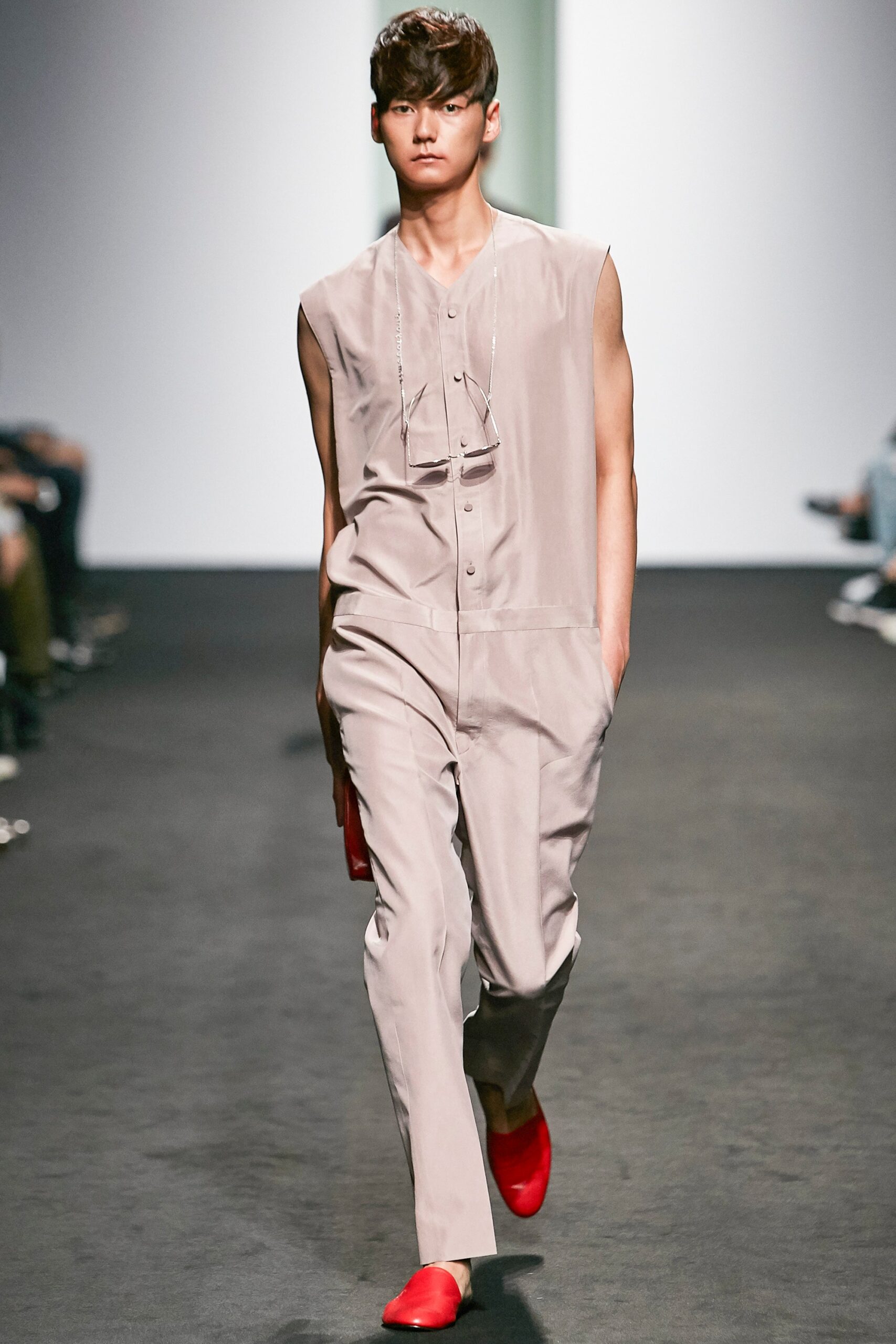 Kim Seo Ryong Seoul S/S 16 Look 24