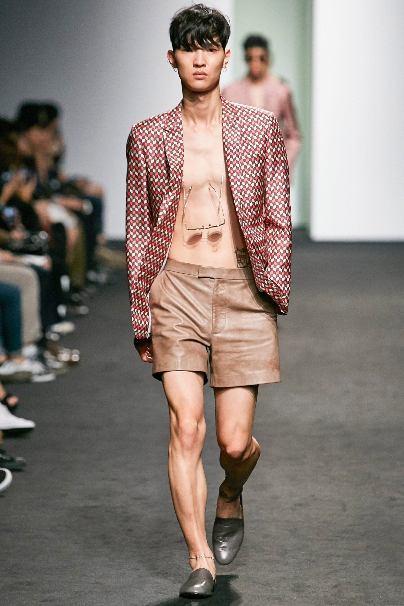 Kim Seo Ryong Seoul S/S 16 Look 34