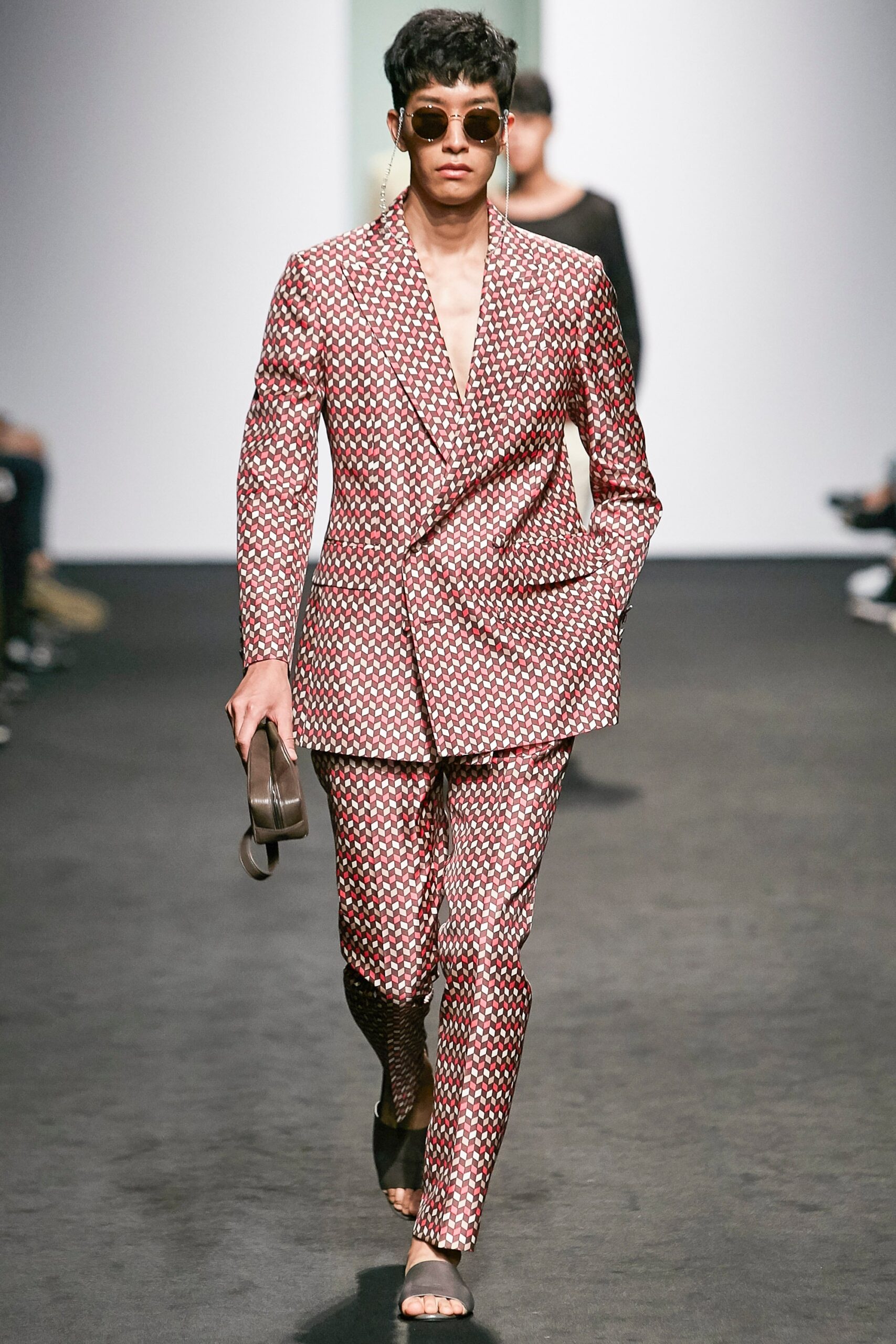 Kim Seo Ryong Seoul S/S 16 Look 35