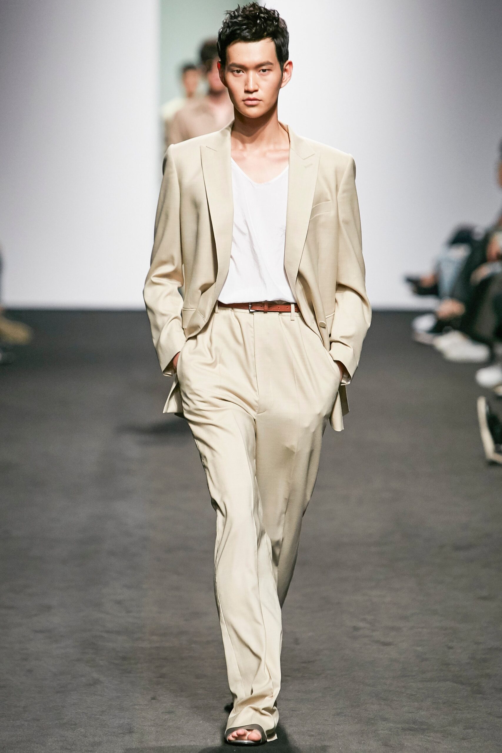 Kim Seo Ryong Seoul S/S 16 Look 37