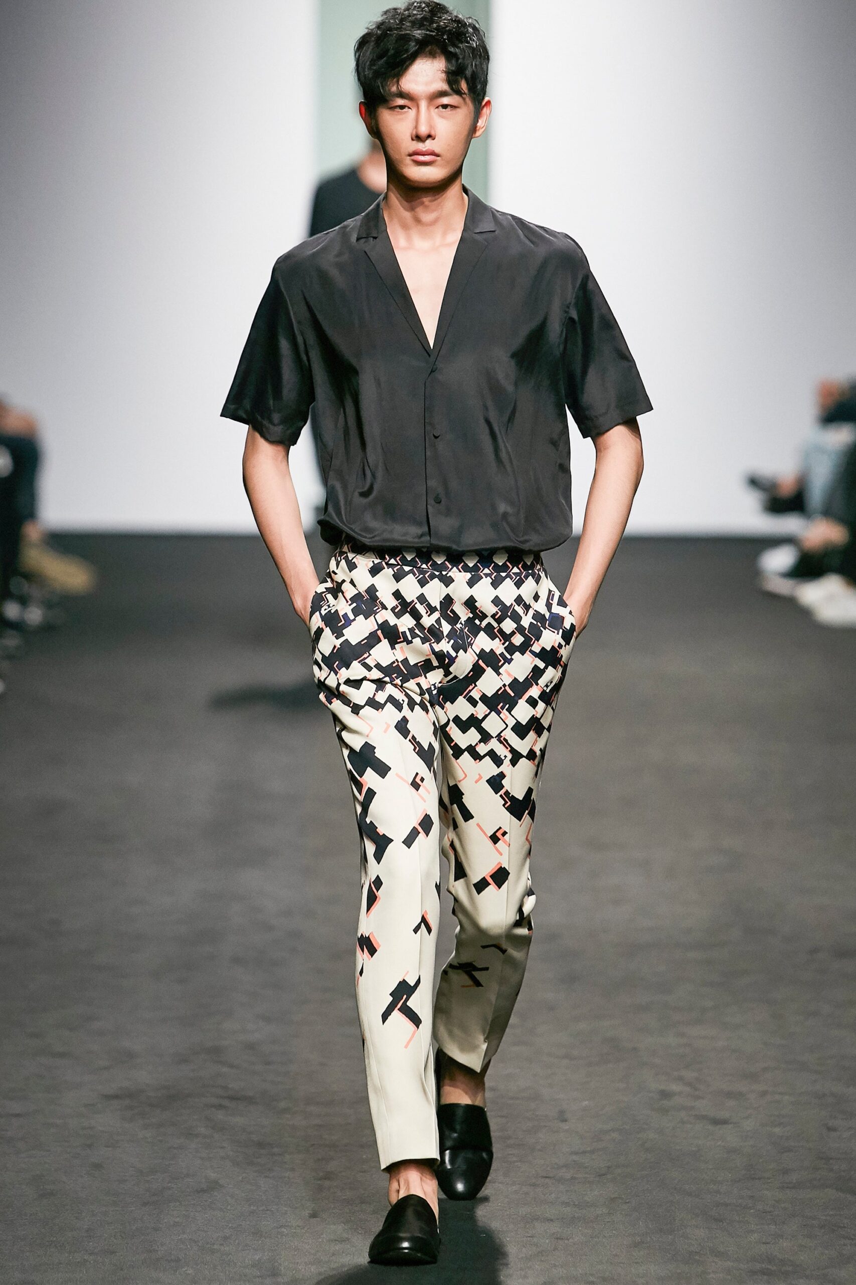 Kim Seo Ryong Seoul S/S 16 Look 41