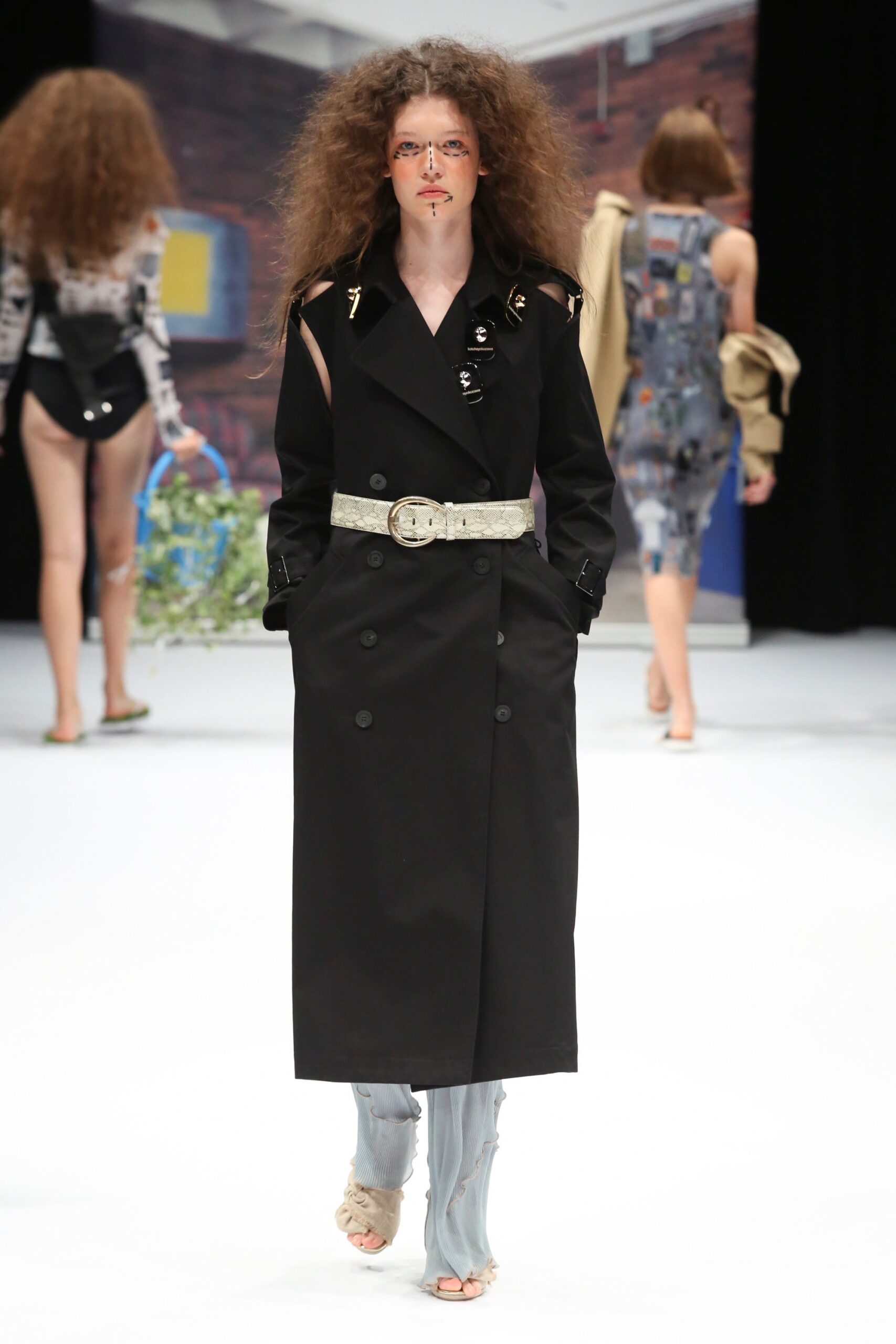 Kotohayokozawa Tokyo S/S 19 Look 2