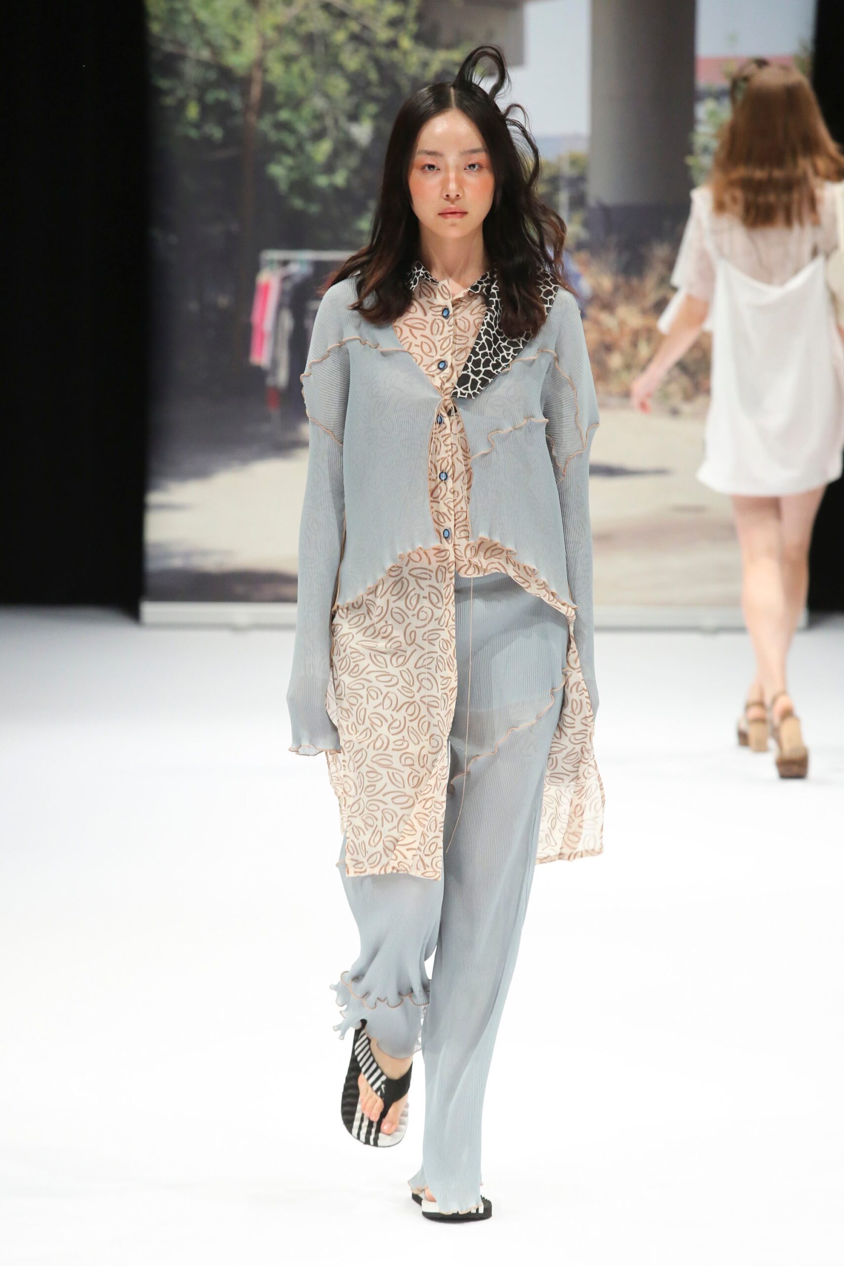 Kotohayokozawa Tokyo S/S 19 Look 17