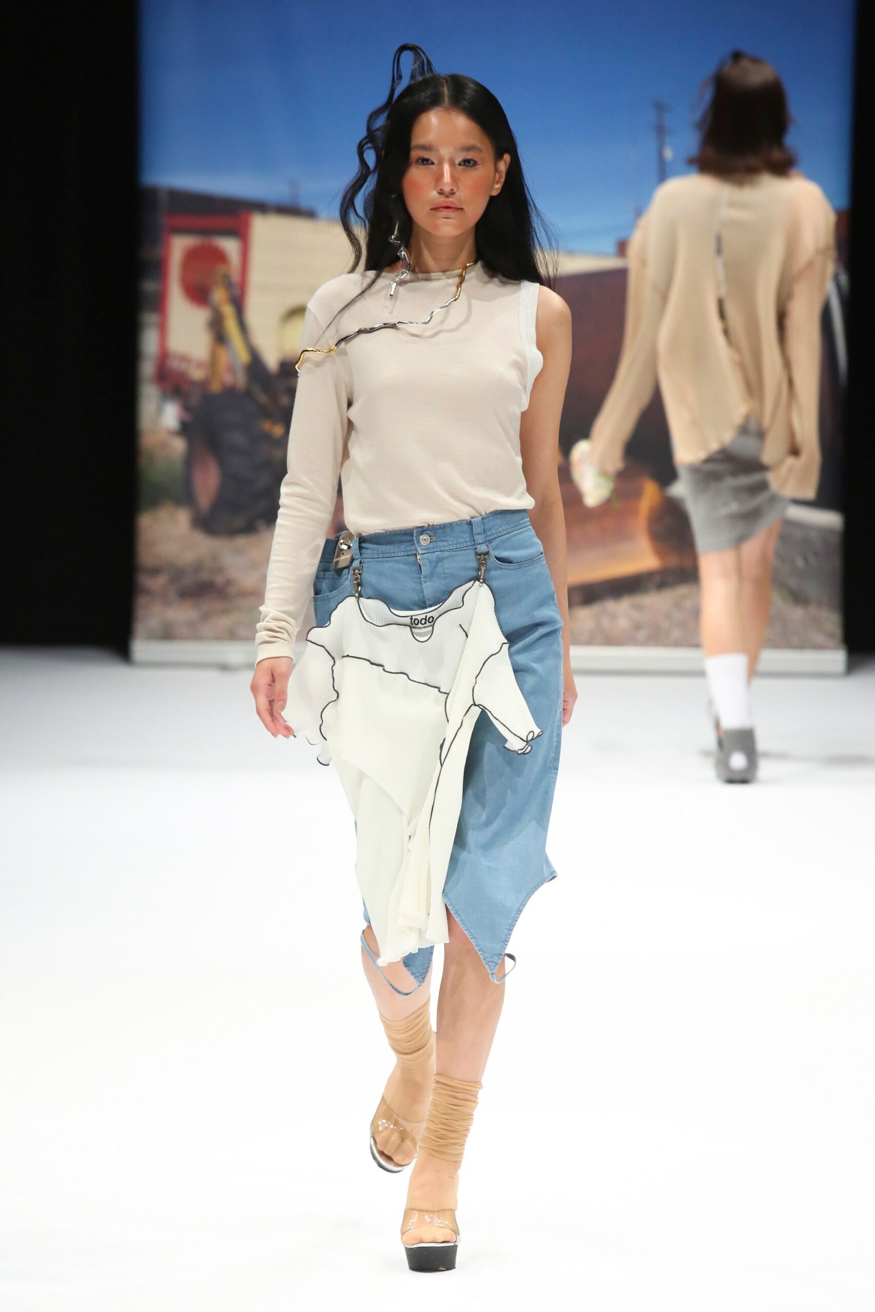 Kotohayokozawa Tokyo S/S 19 Look 25