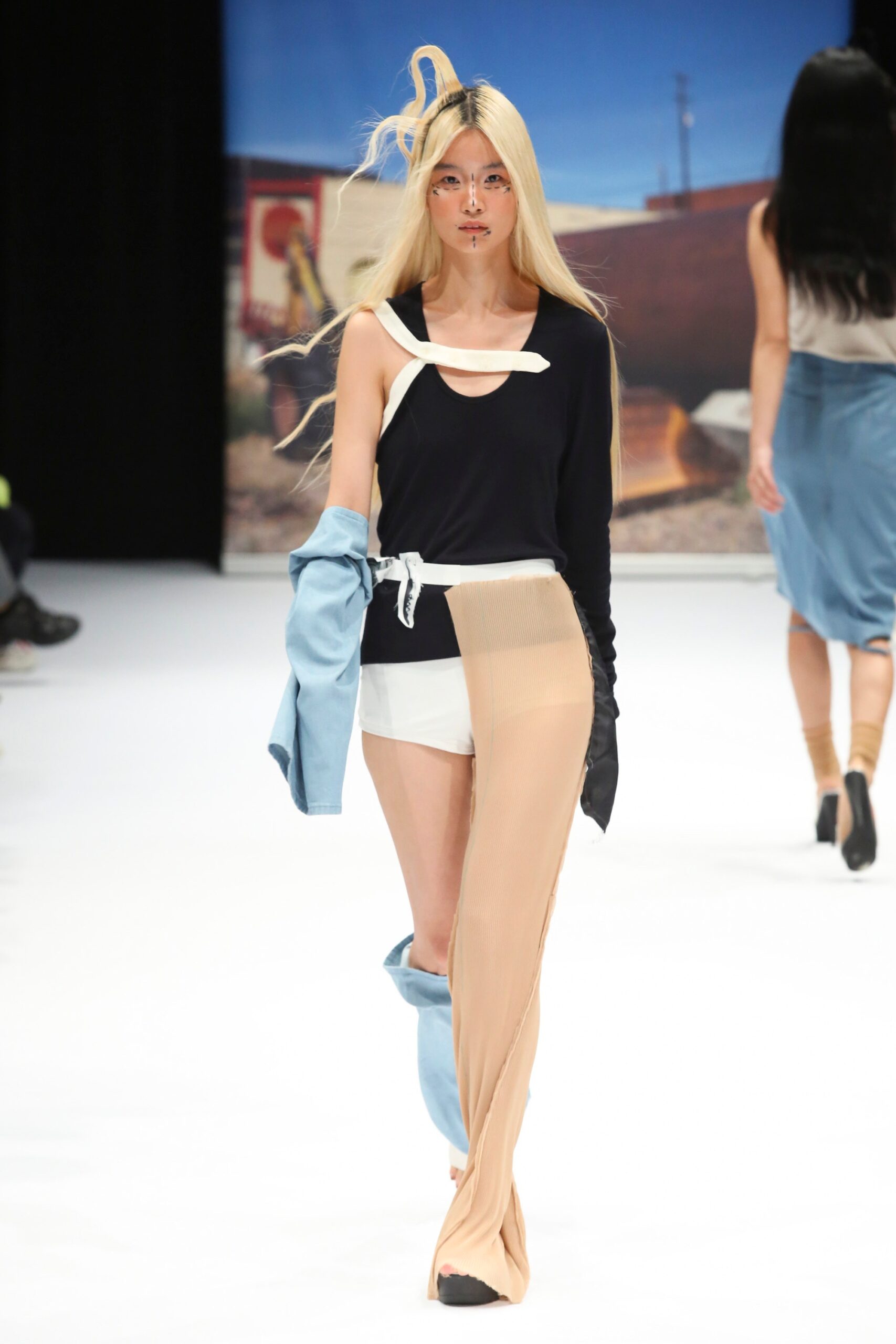 Kotohayokozawa Tokyo S/S 19 Look 26