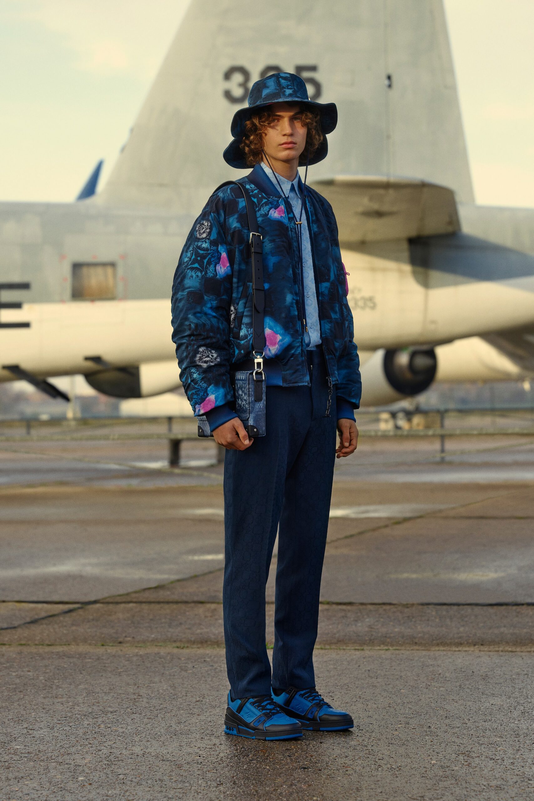 Louis Vuitton F/W 21 Look 1