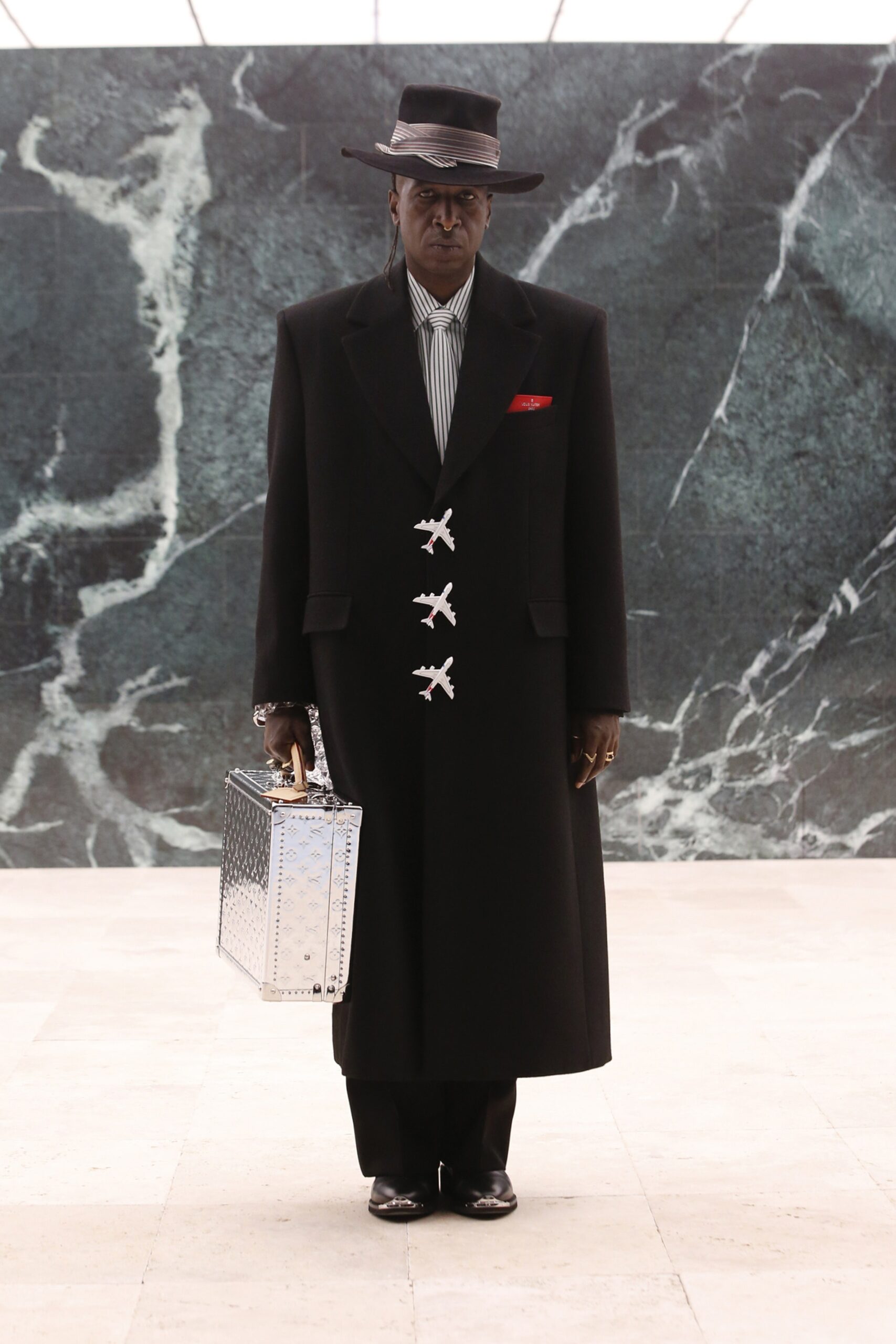 Louis Vuitton F/W 21 Menswear Look 1