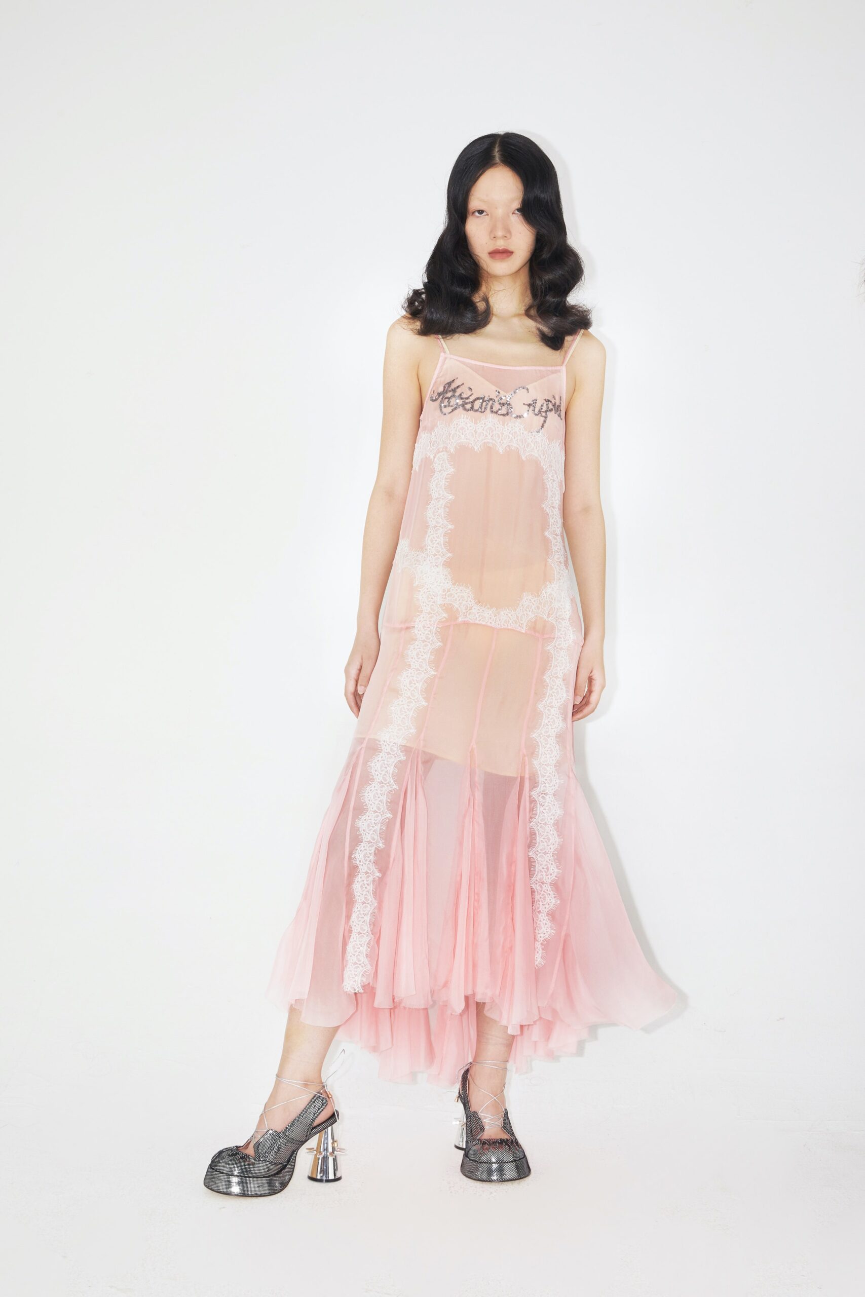 Louis Shengtao Chen Shanghai S/S 23 Look 1