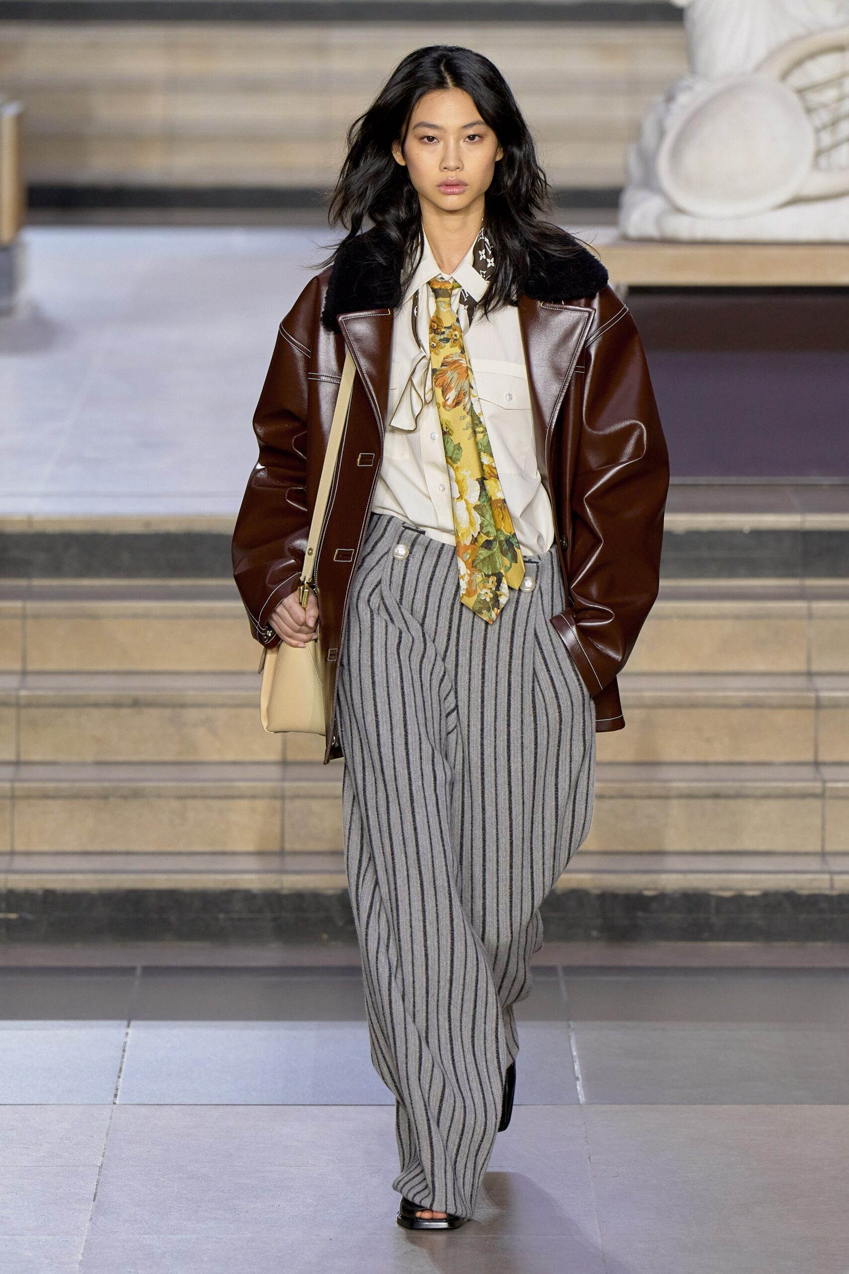 Louis Vuitton F/W 22 Look 2