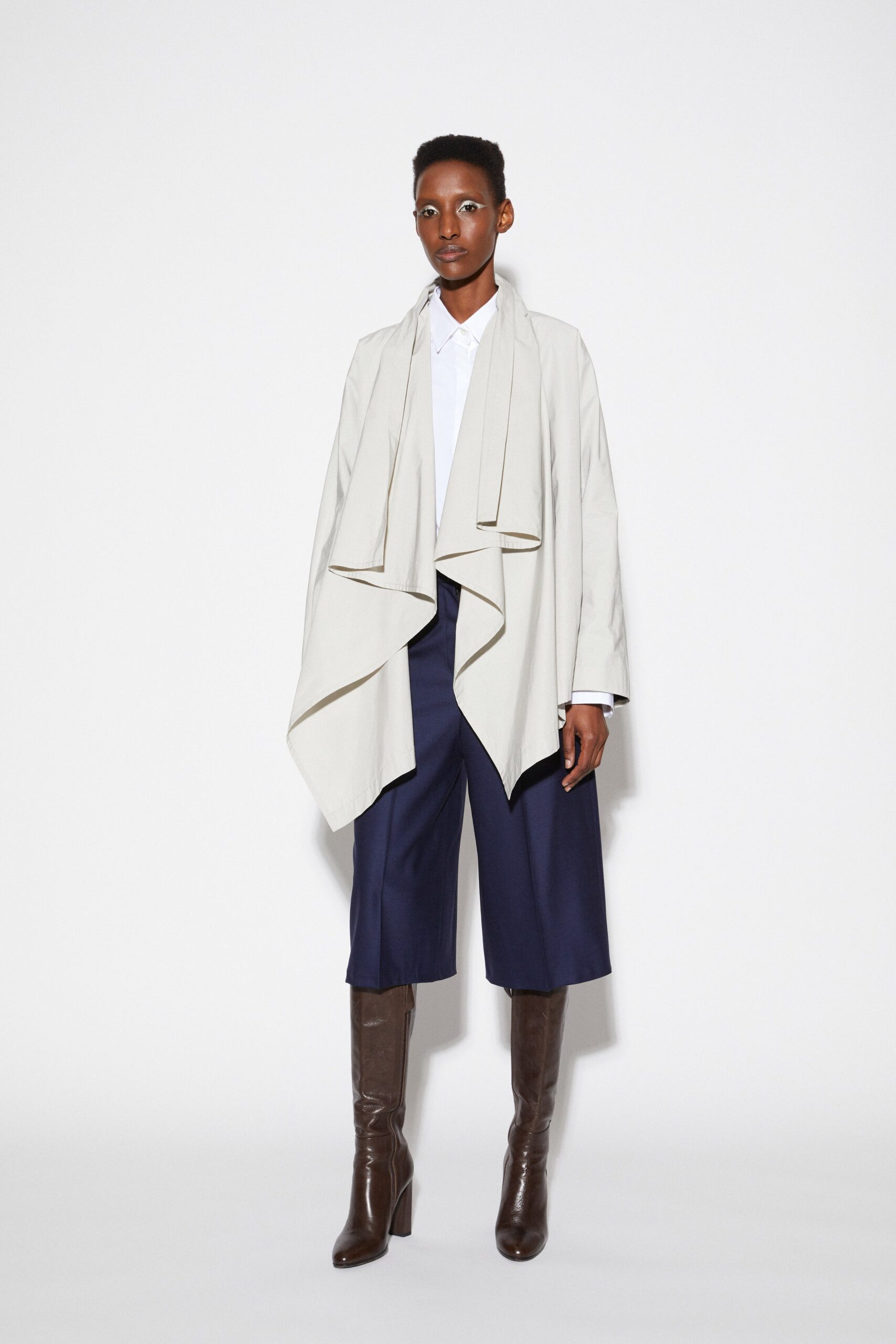 Lutz Huelle F/W 23 Look 1