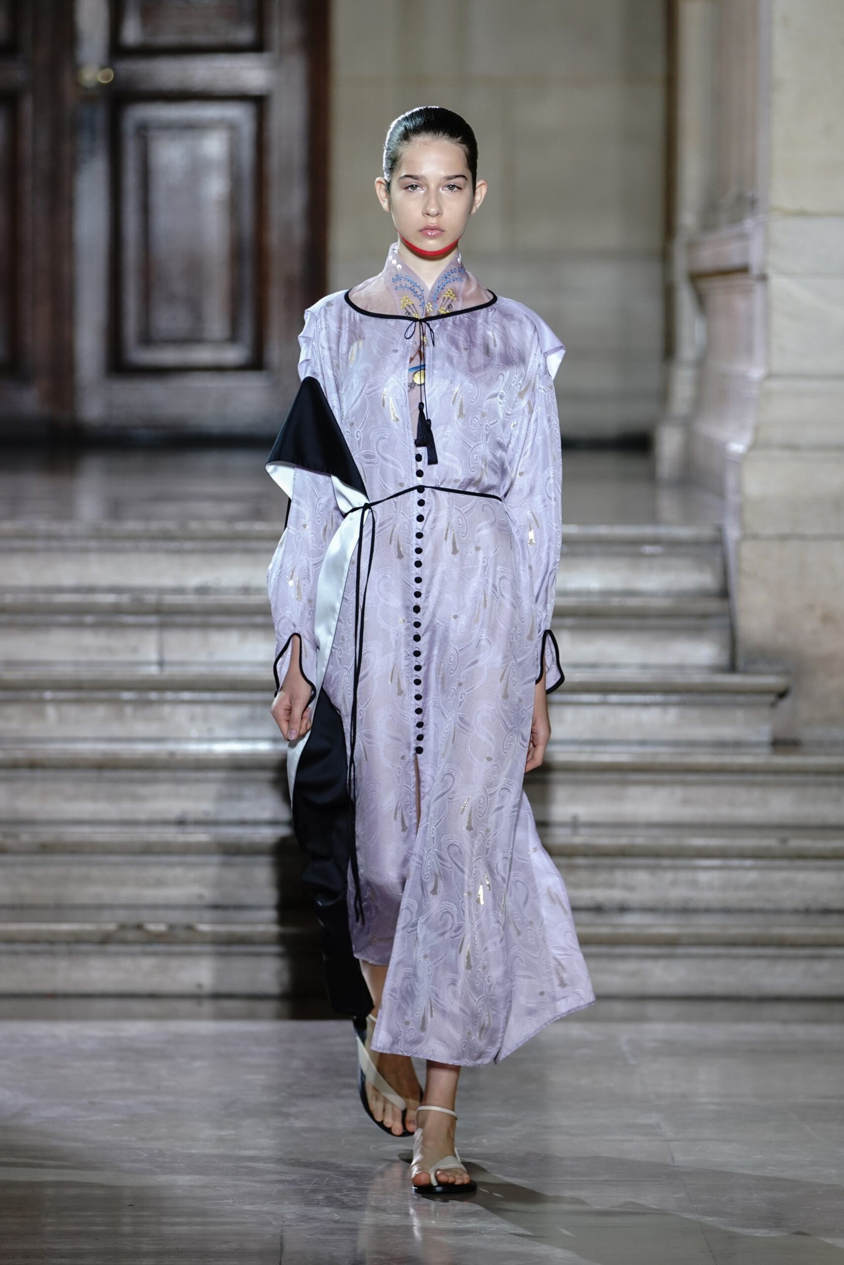 Mame Kurogouchi S/S 19 Look 1
