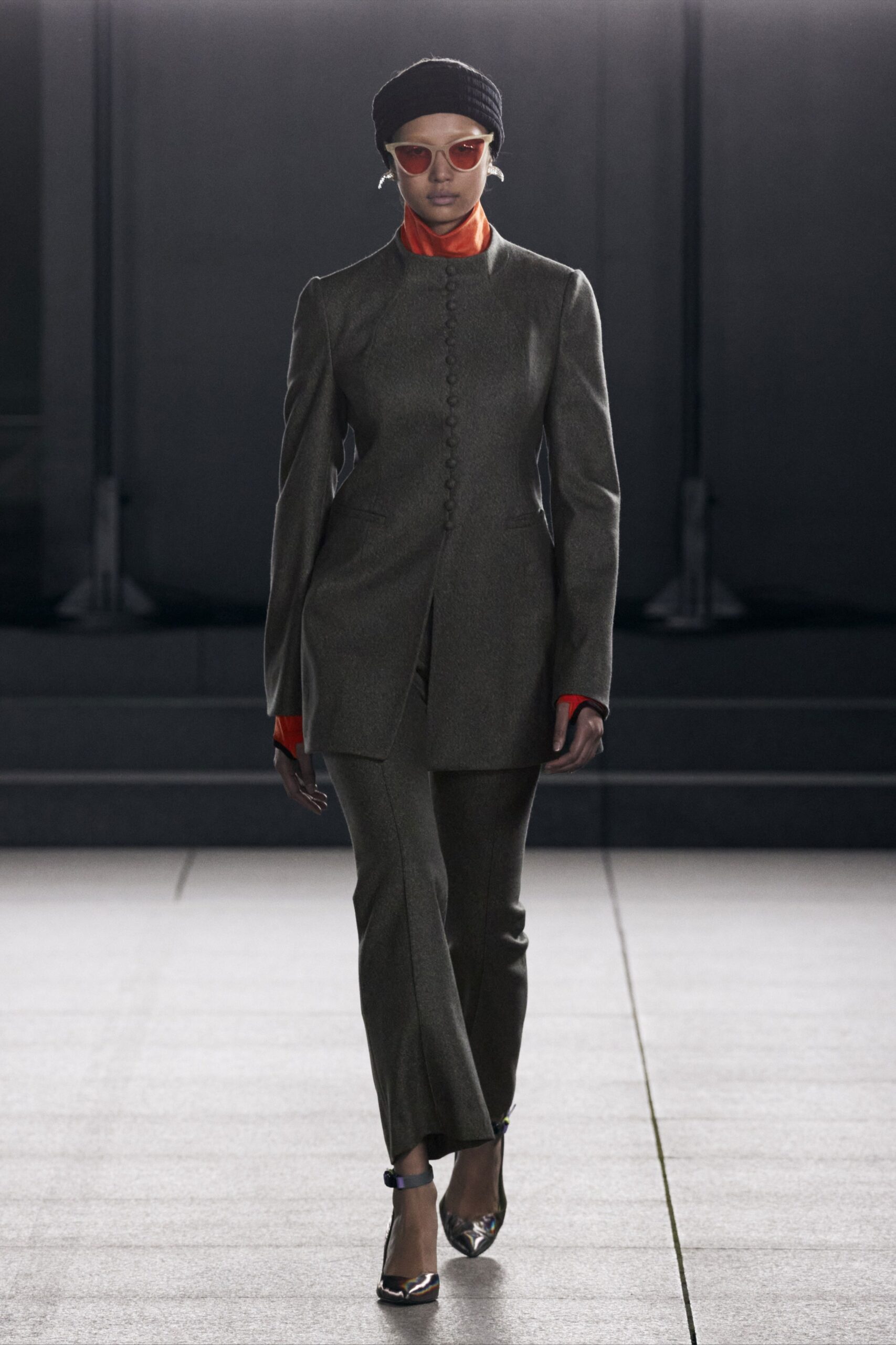 Mame Kurogouchi F/W 22 Look 1