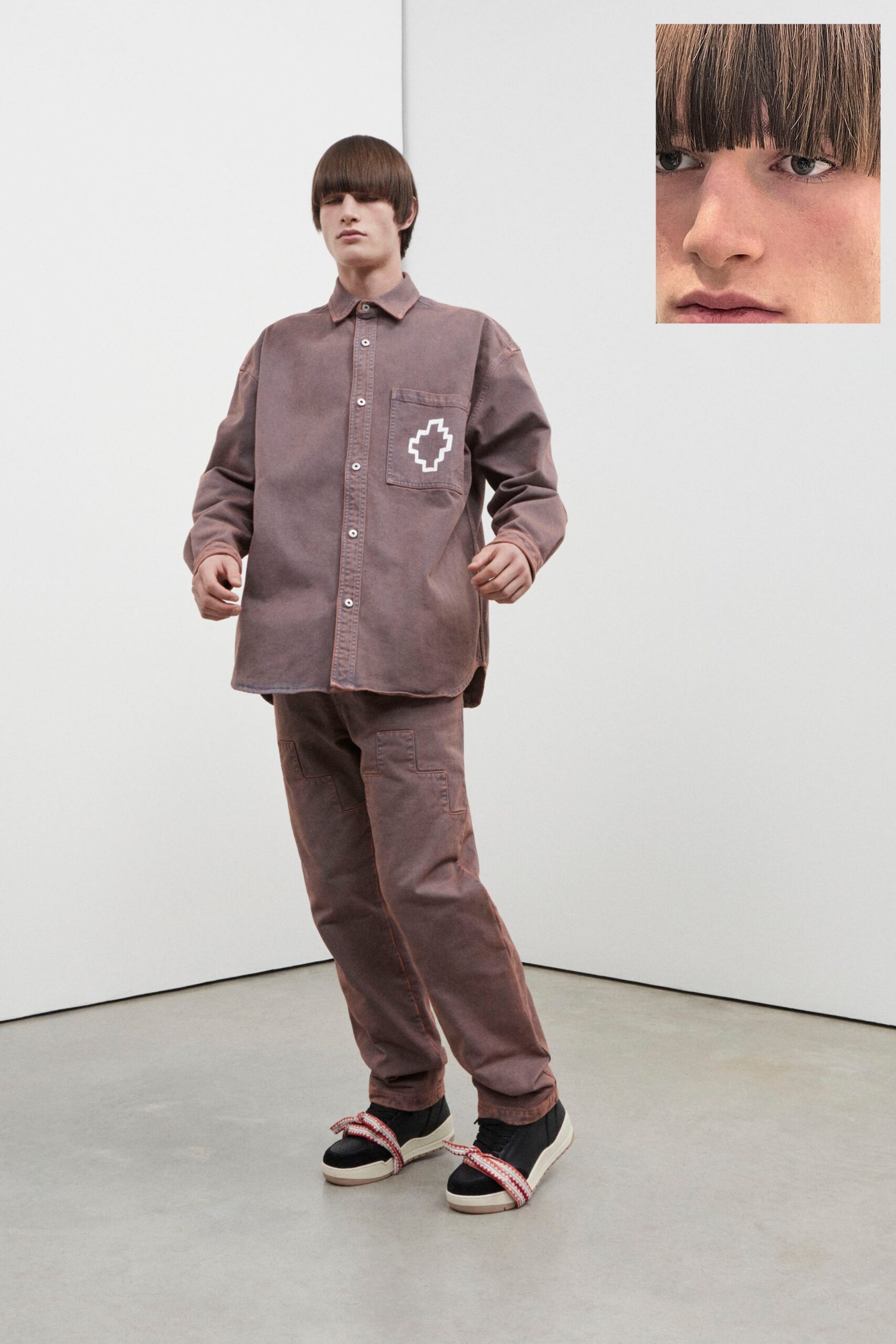 Marcelo Burlon County of Milan F/W 22 Menswear Look 1
