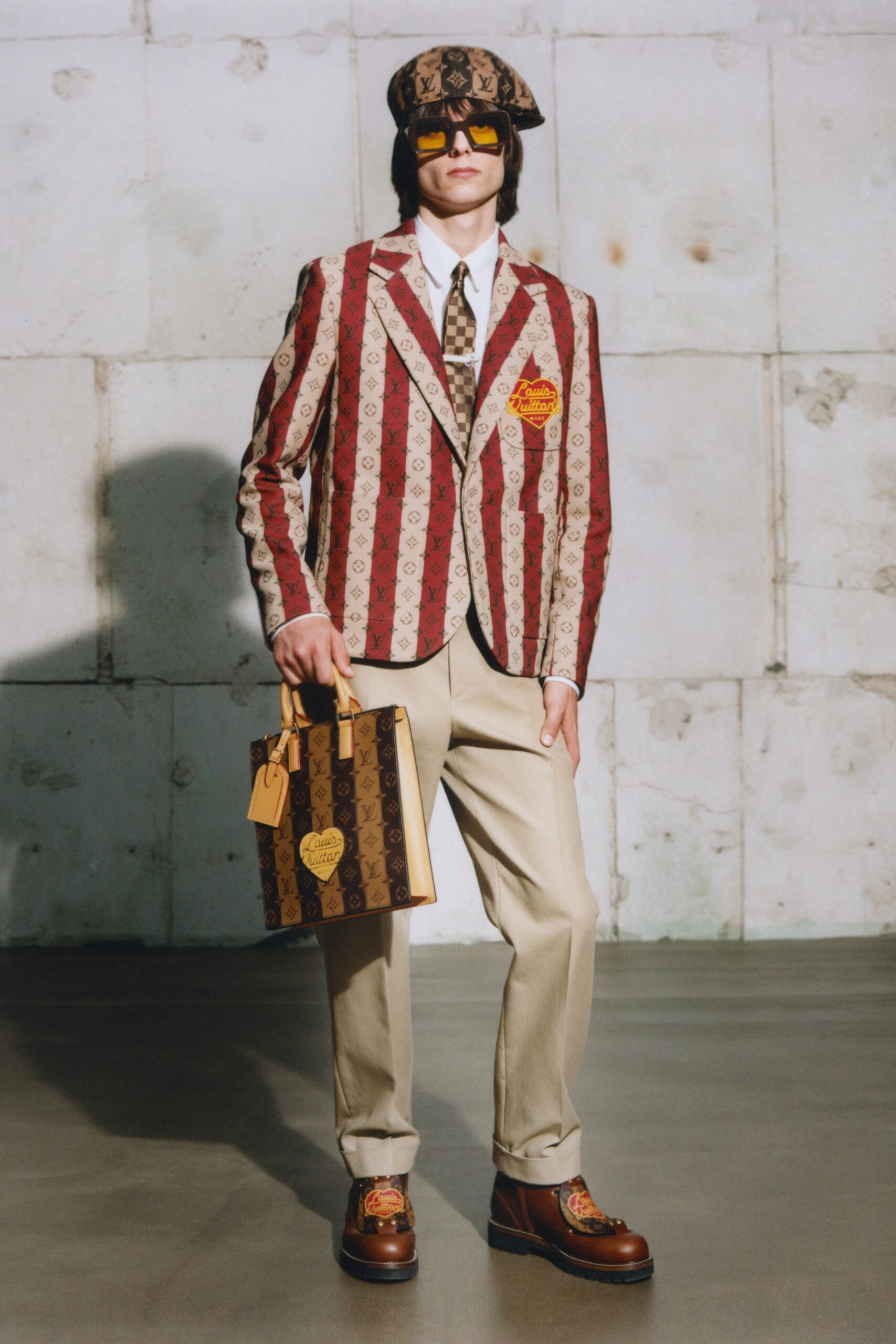 Louis Vuitton Resort 22 Look 2