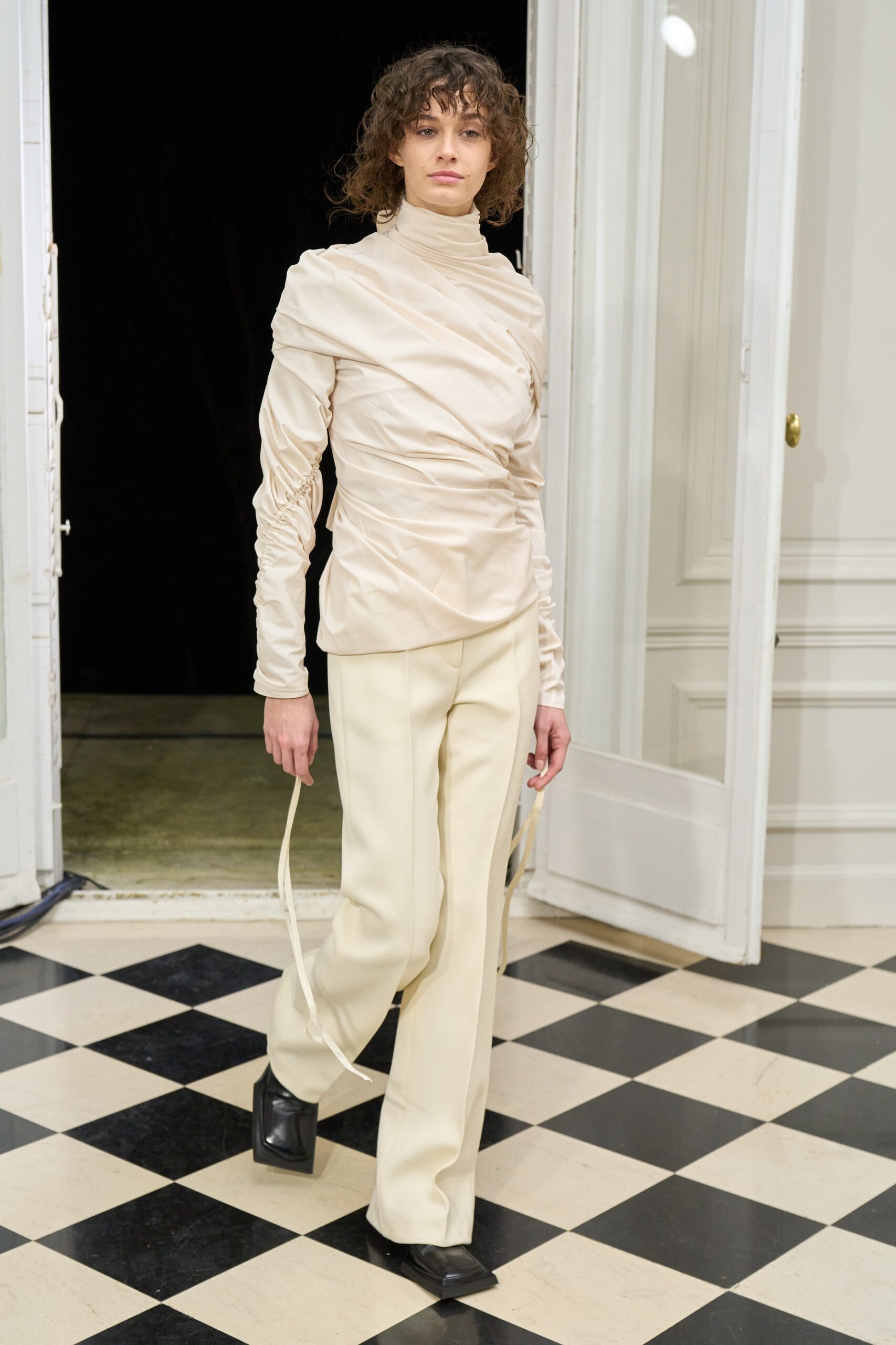 Maison Rabih Kayrouz S/S 23 Couture Look 2