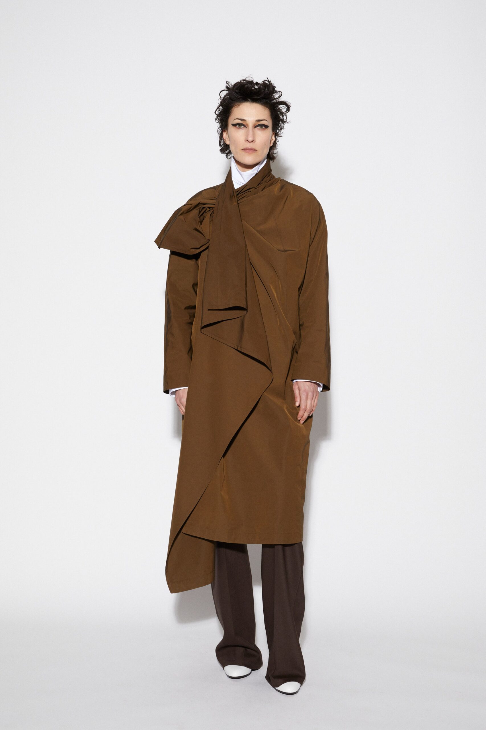 Lutz Huelle F/W 23 Look 3