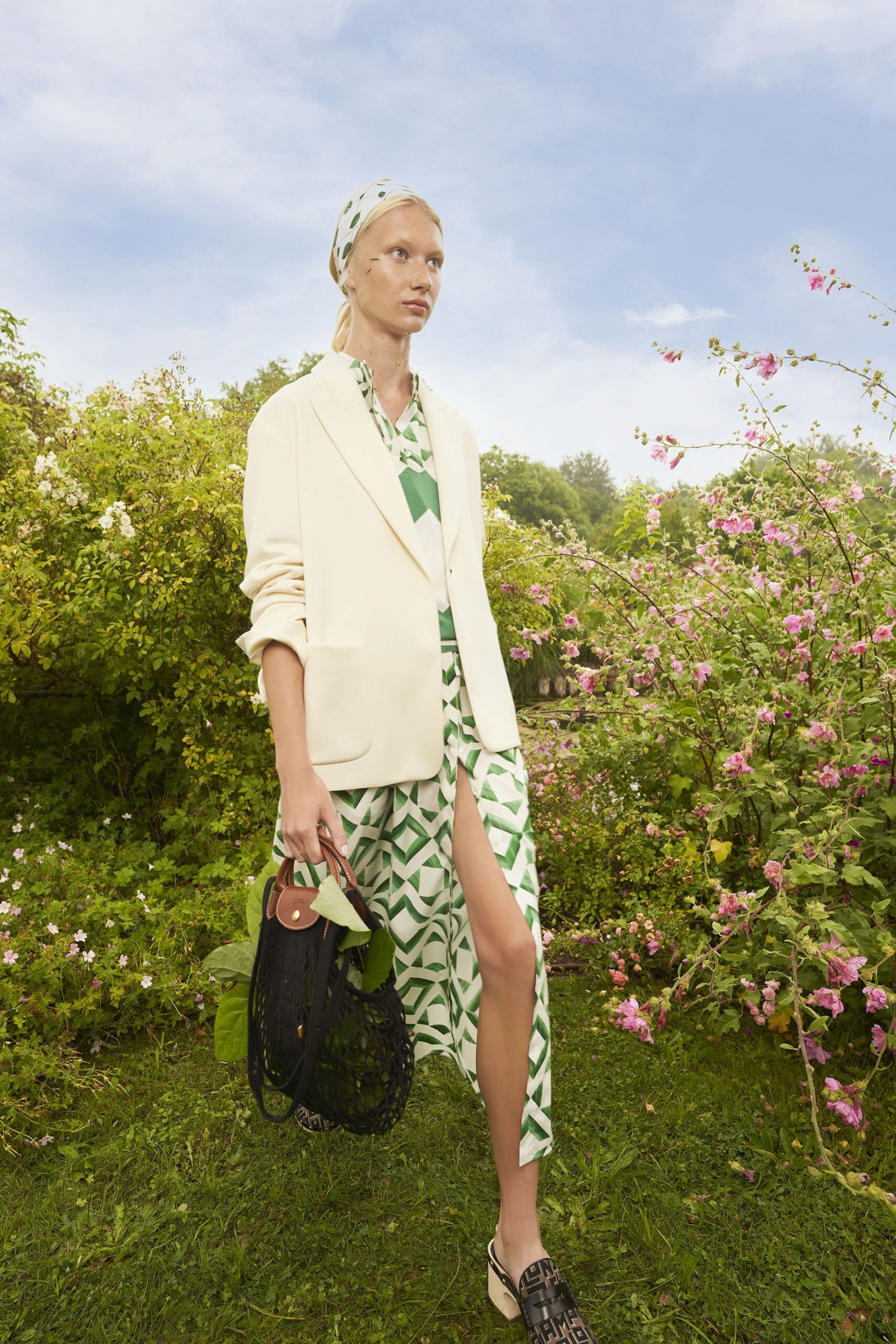 Longchamp S/S 22 Look 4