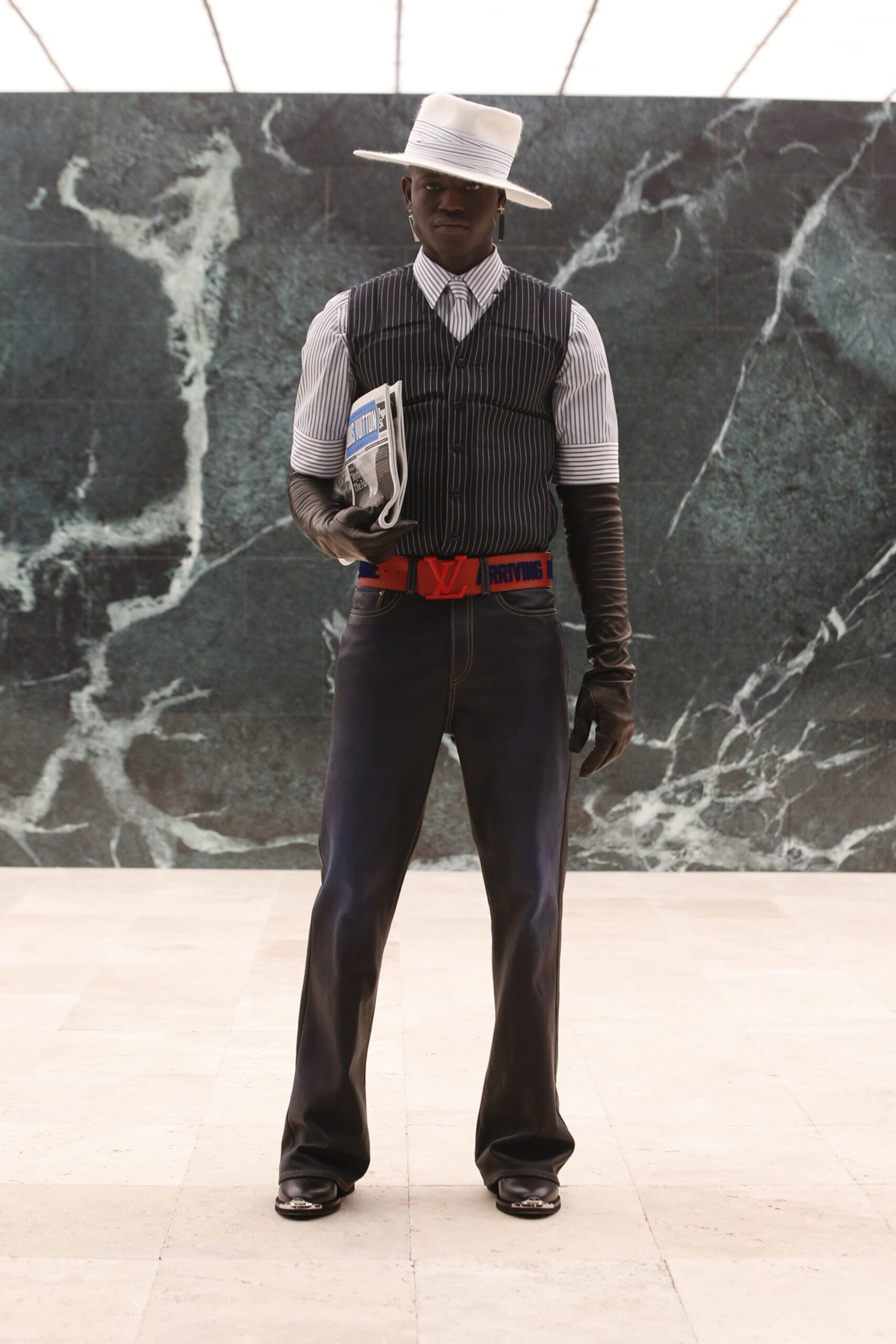 Louis Vuitton F/W 21 Menswear Look 4
