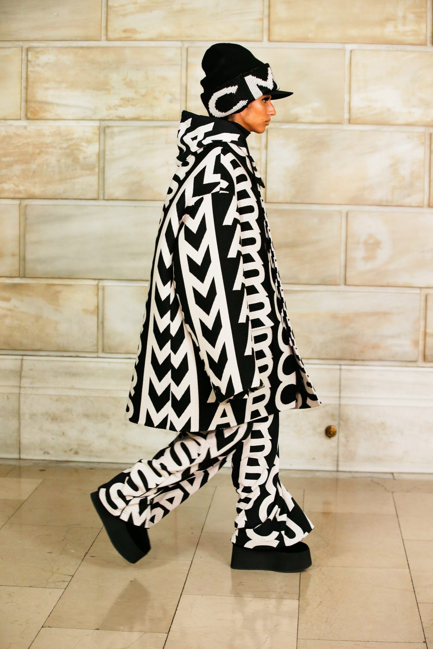 Marc Jacobs F/W 21 Look 4