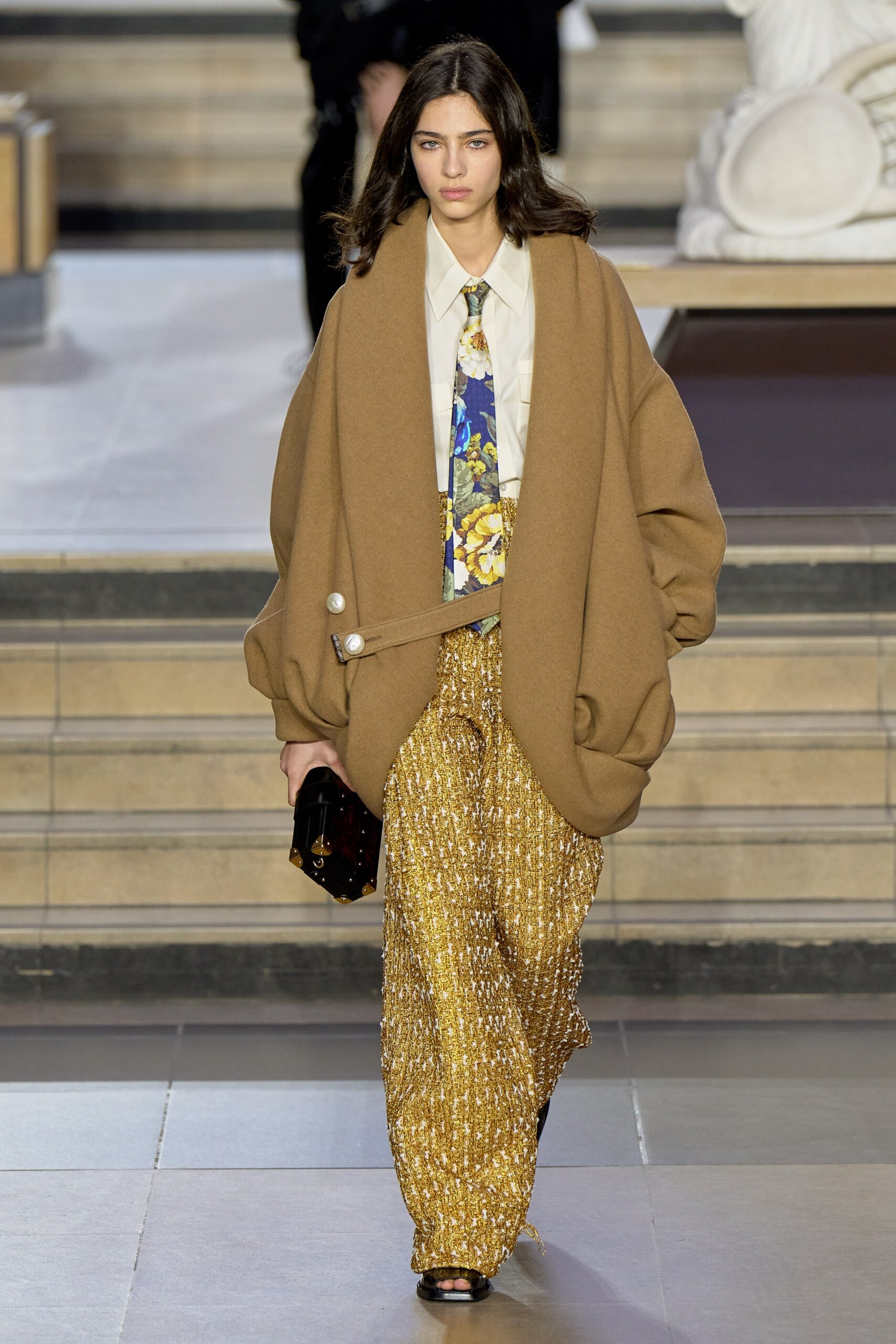 Louis Vuitton F/W 22 Look 5