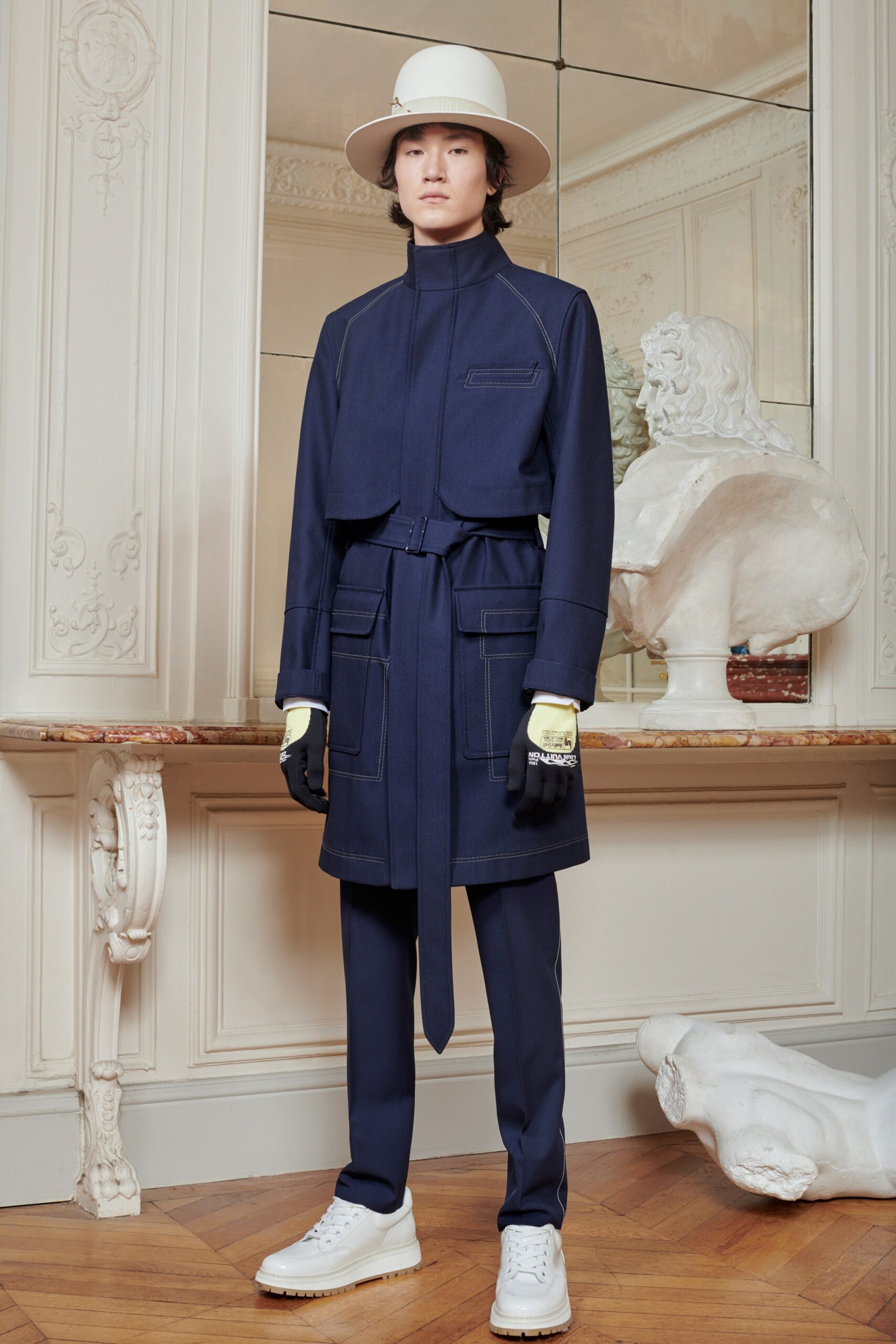 Louis Vuitton F/W 20 Look 4