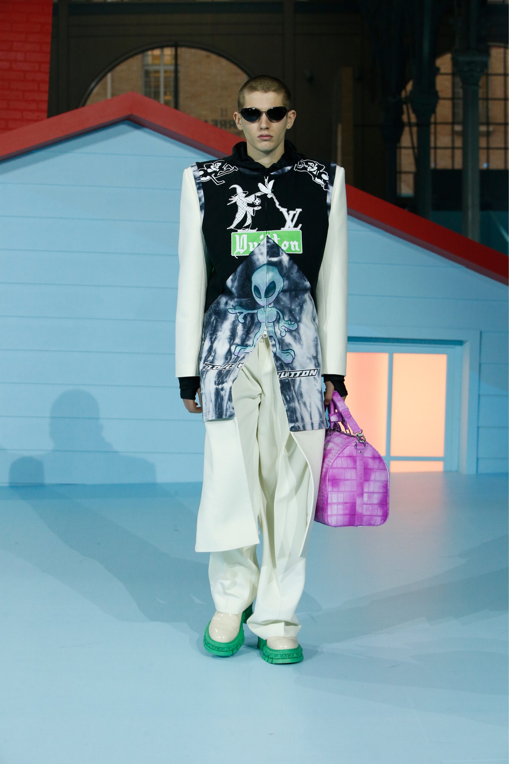 Louis Vuitton F/W 22 Menswear Look 5