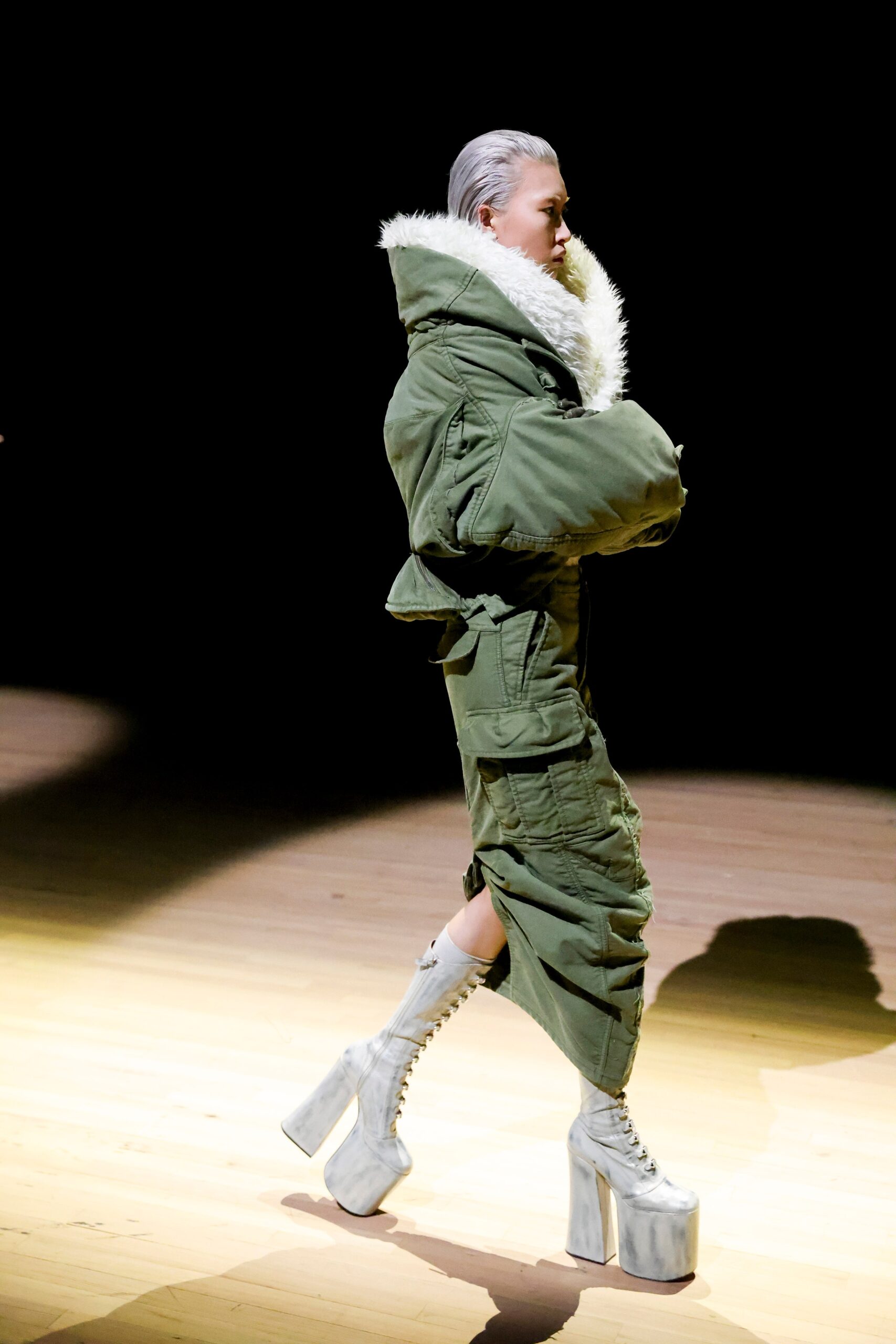 Marc Jacobs S/S 23 Look 5