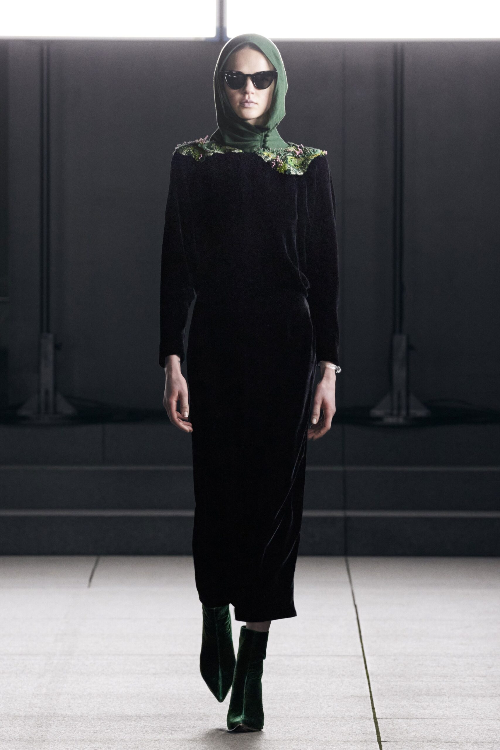 Mame Kurogouchi F/W 22 Look 6