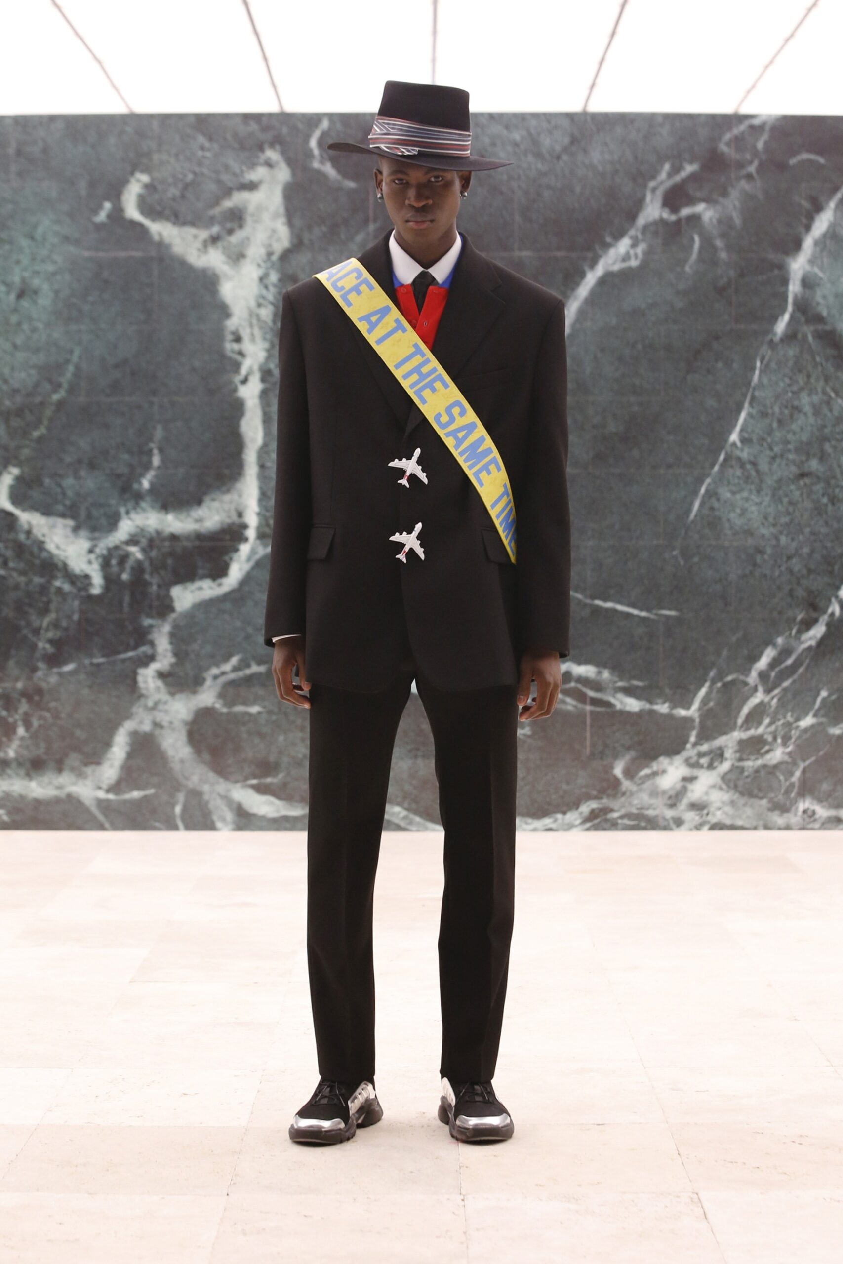 Louis Vuitton F/W 21 Menswear Look 7