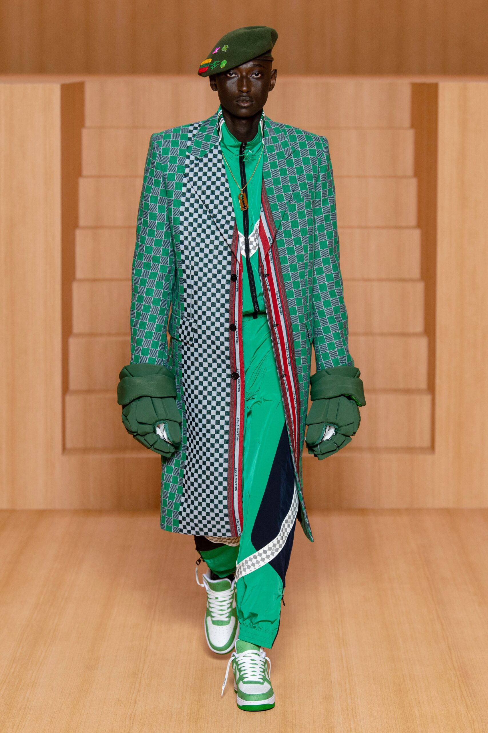Louis Vuitton S/S 22 Menswear Look 7