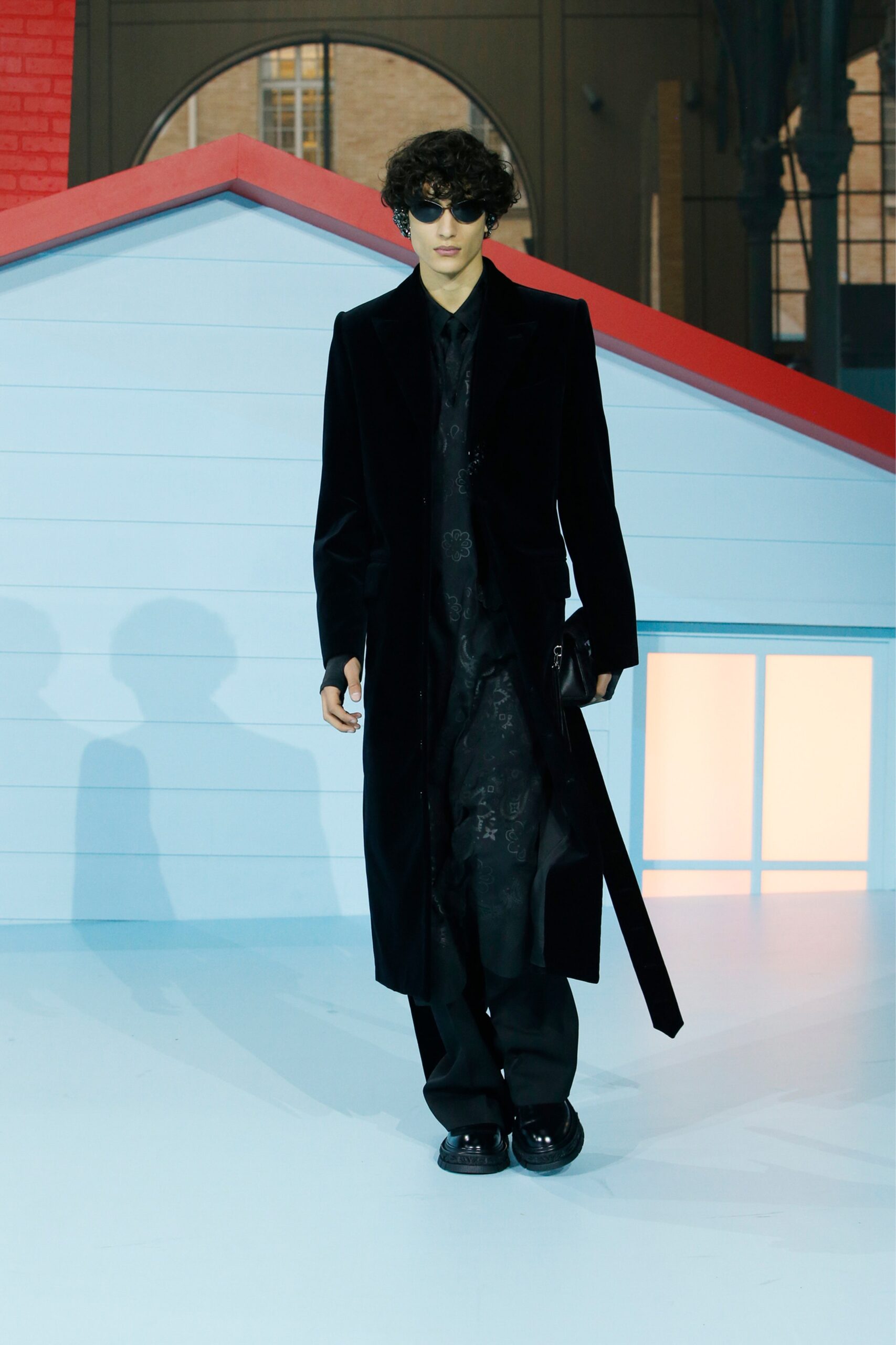 Louis Vuitton F/W 22 Menswear Look 7