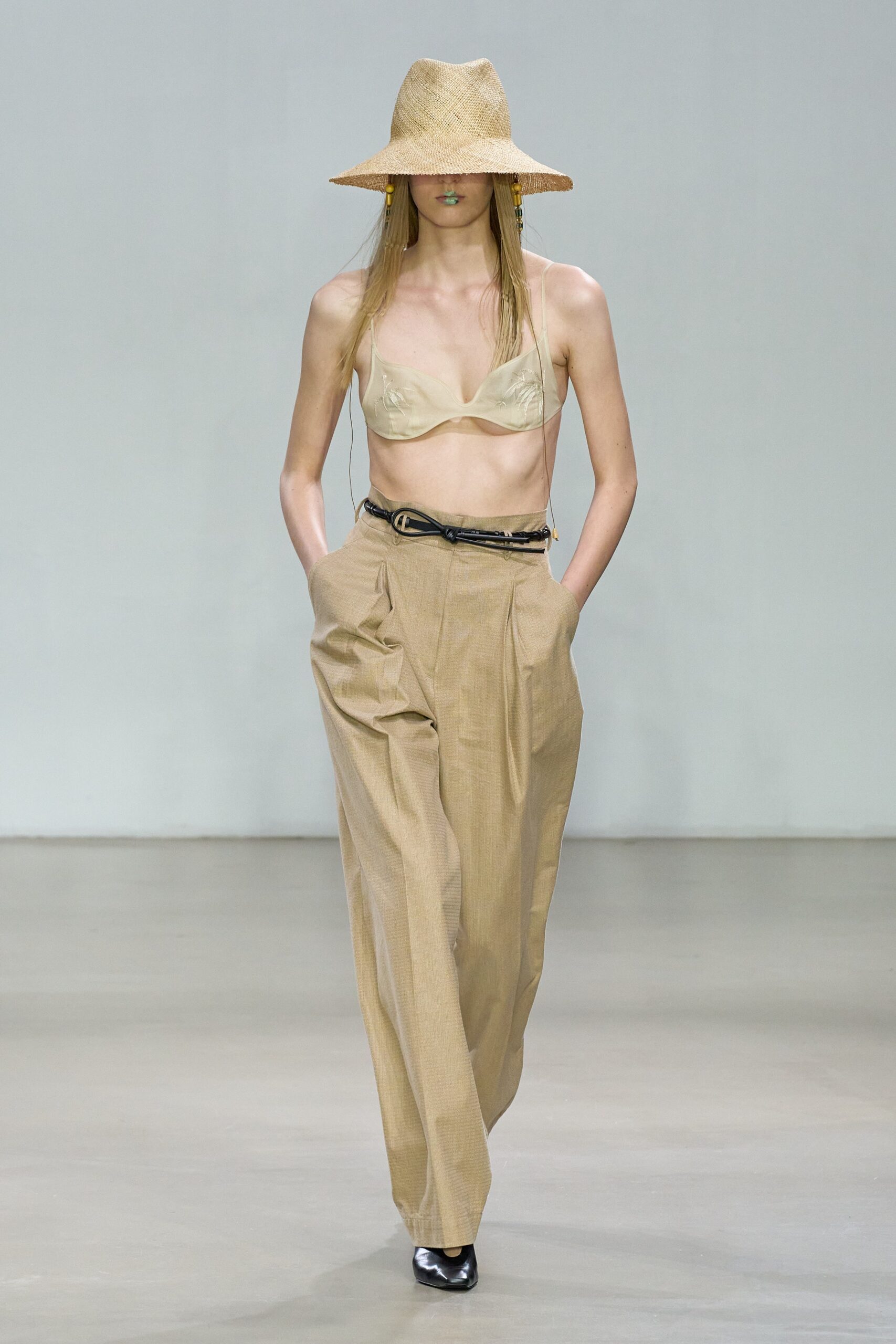 Mame Kurogouchi S/S 23 Look 7