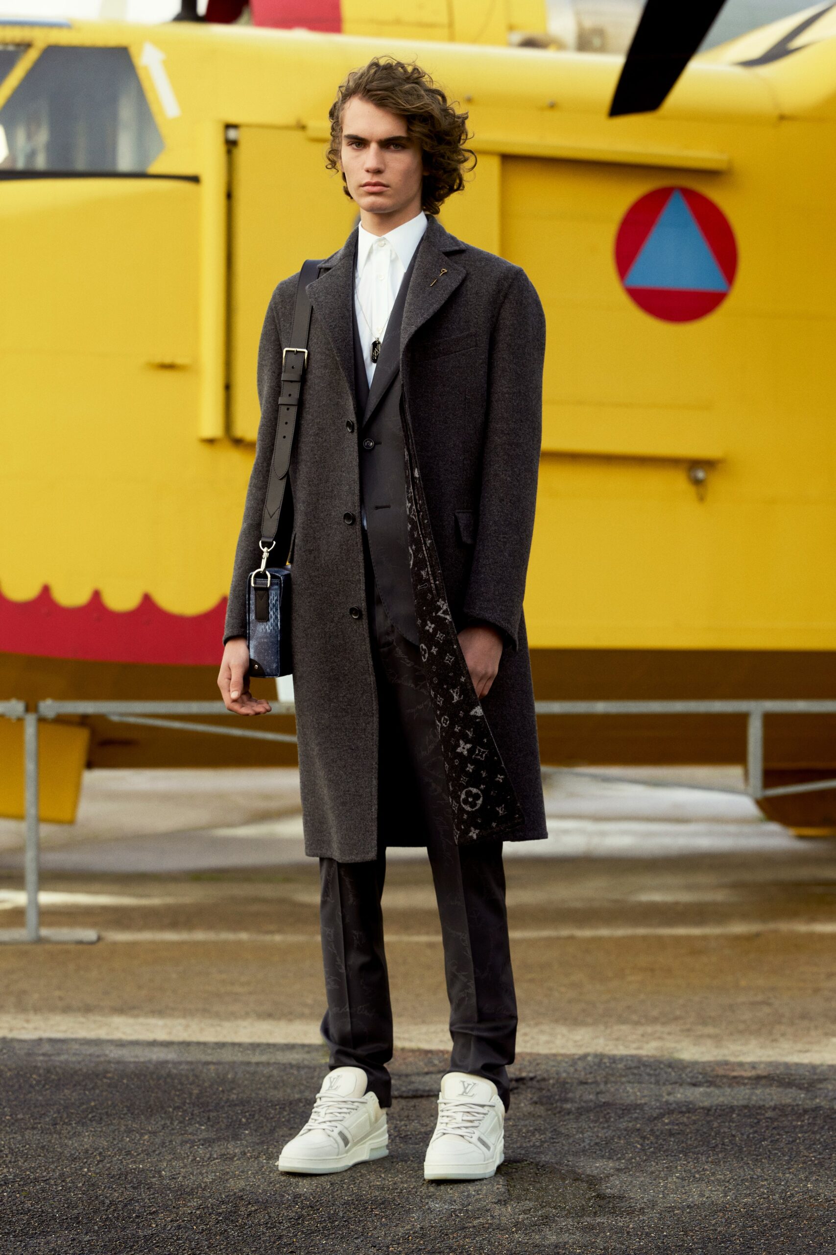 Louis Vuitton F/W 21 Look 8