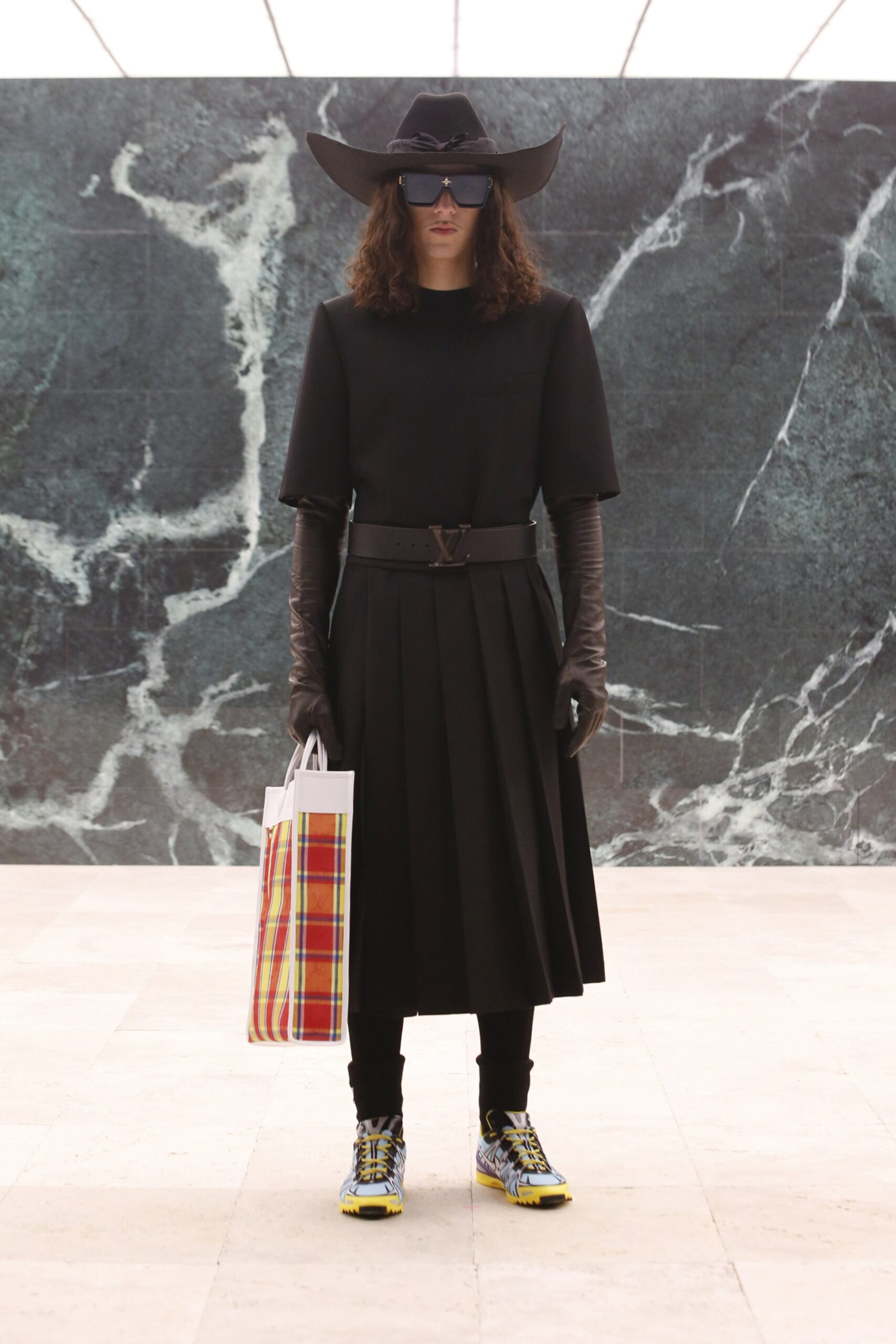 Louis Vuitton F/W 21 Menswear Look 8