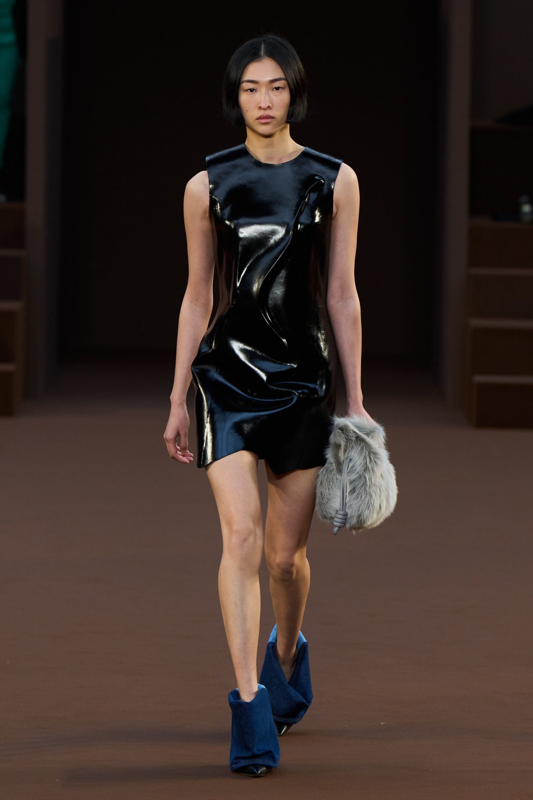 Loewe F/W 22 Look 8