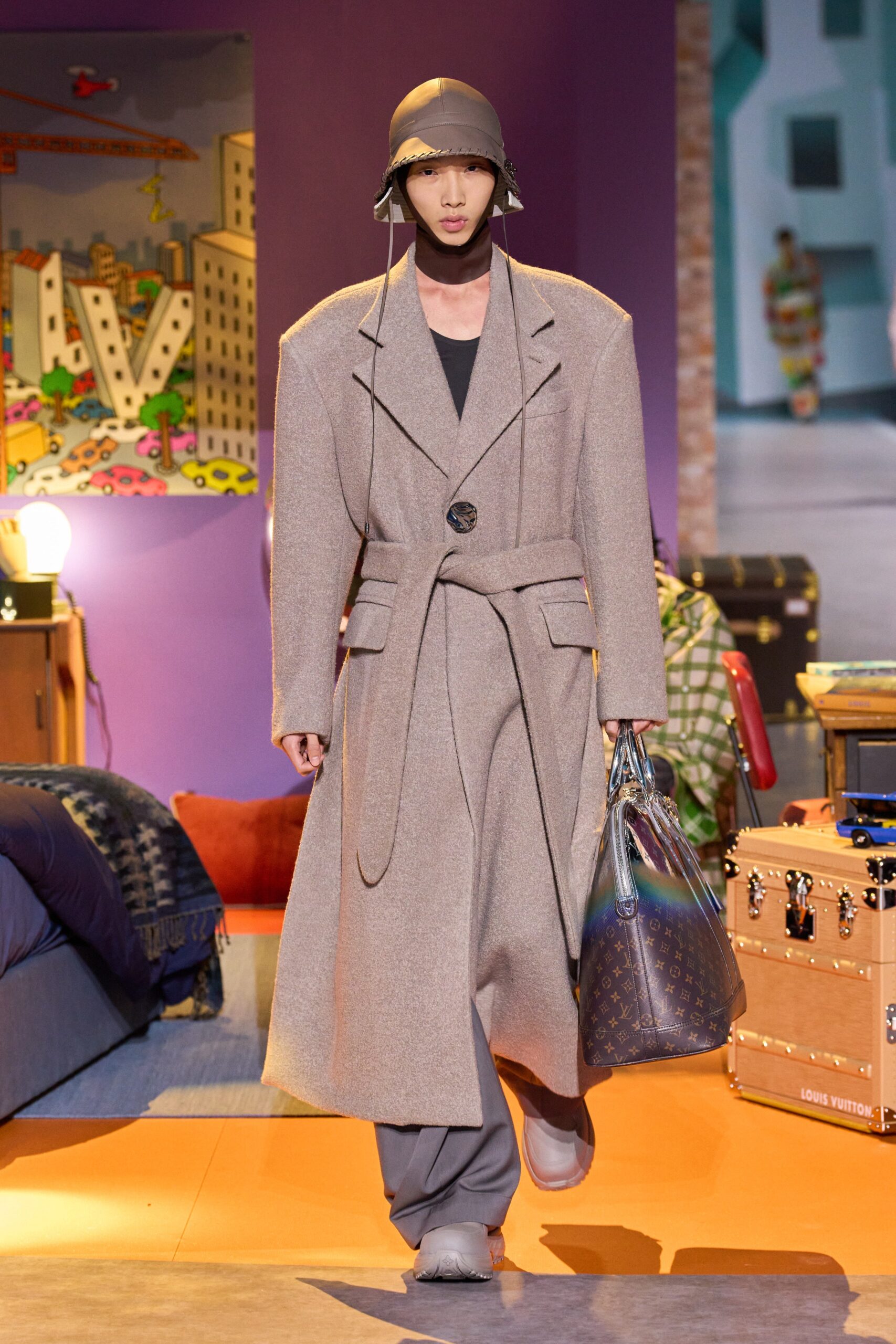 Louis Vuitton F/W 23 Menswear Look 8