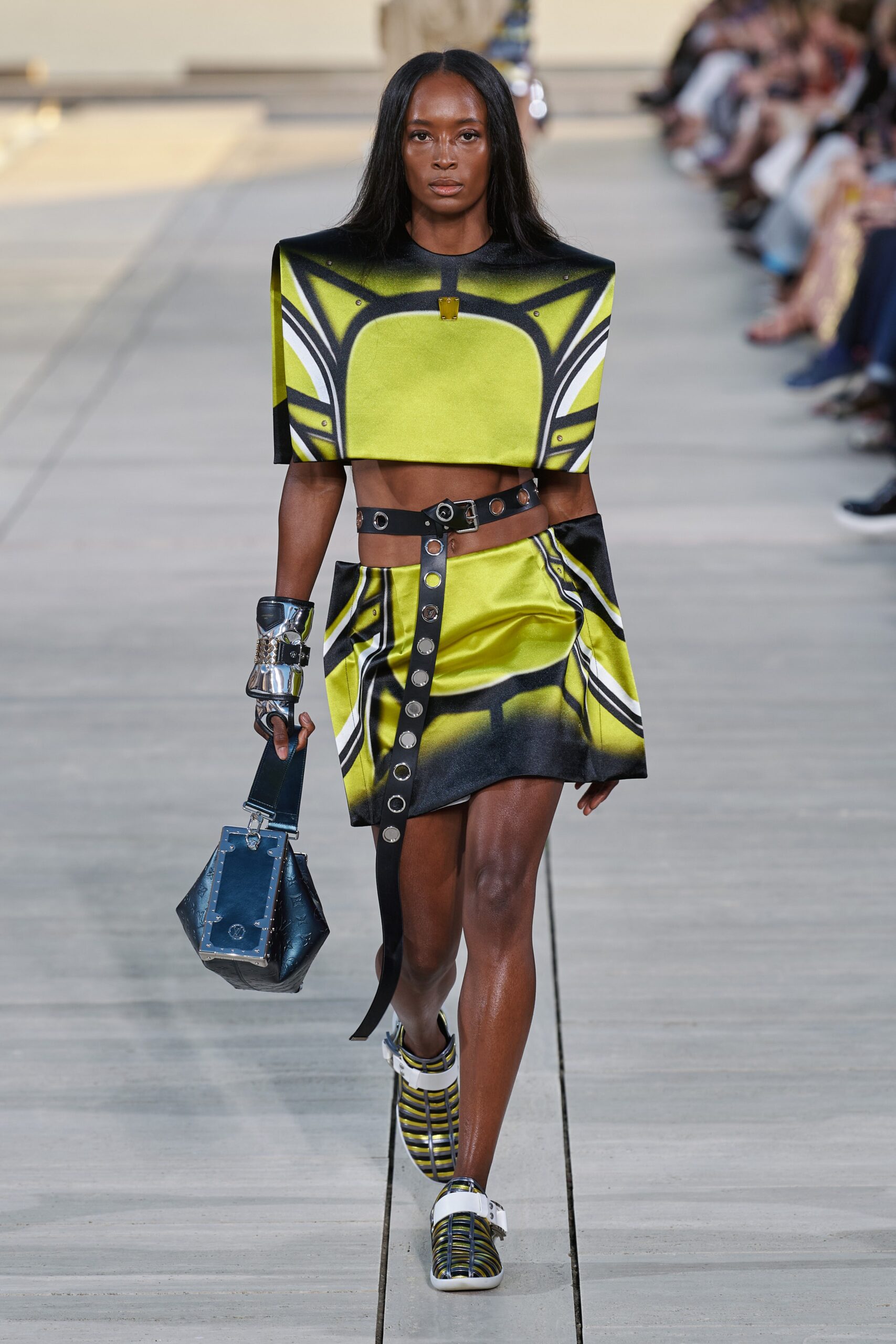 Louis Vuitton Resort 23 Look 8