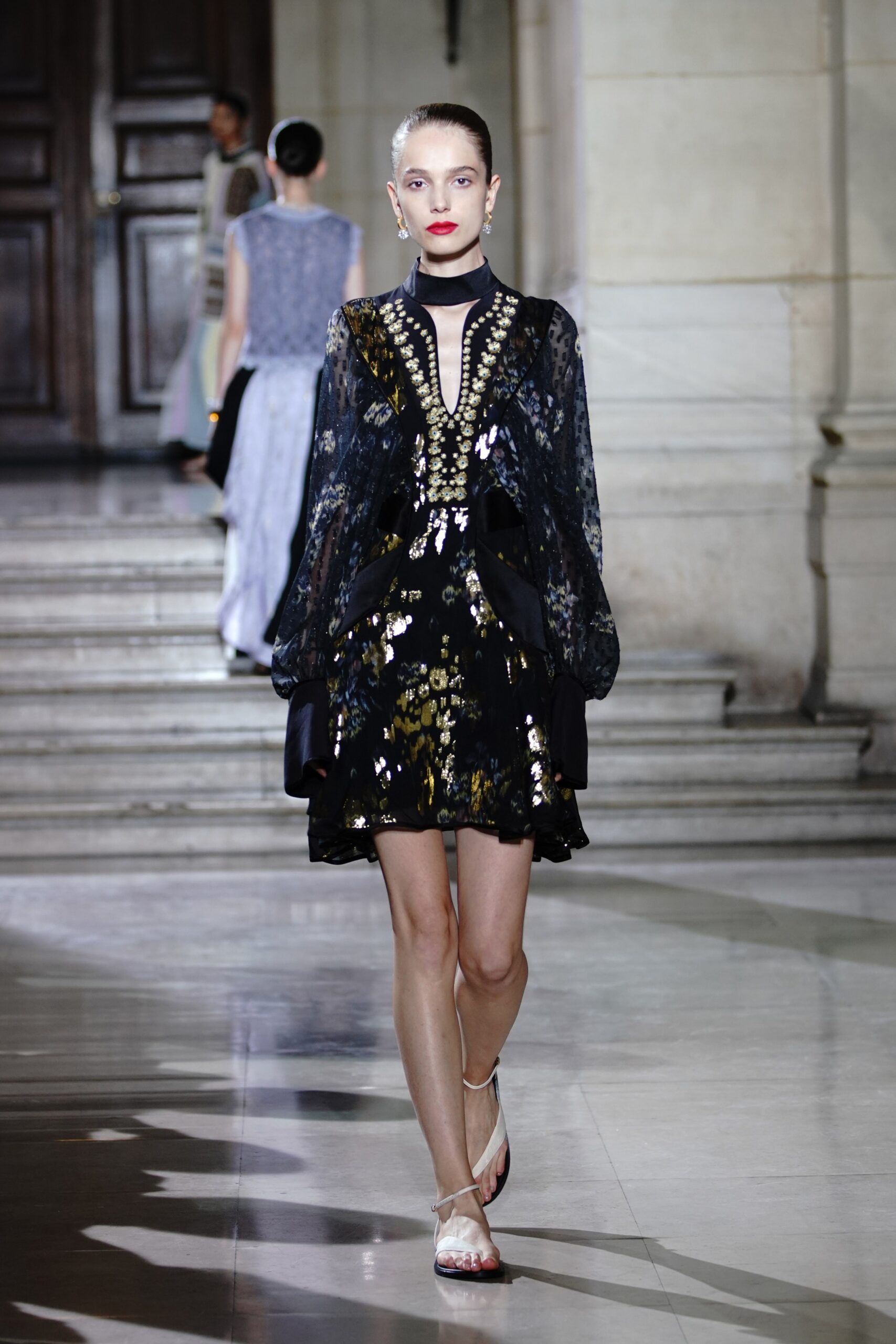 Mame Kurogouchi S/S 19 Look 8