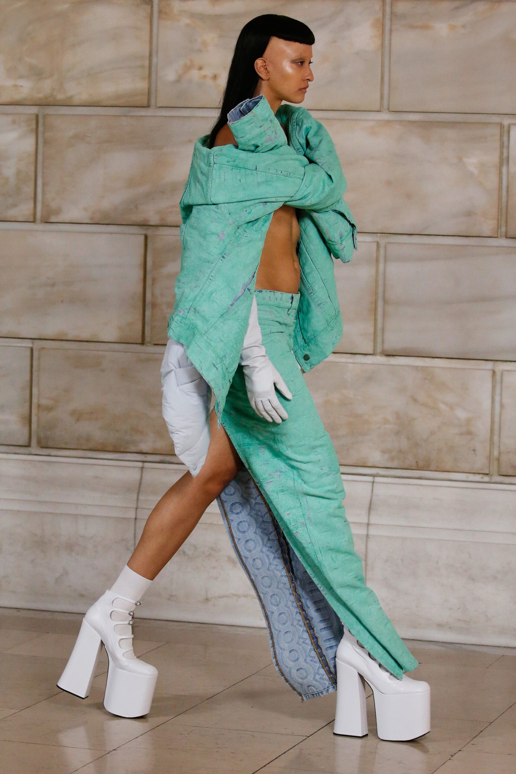 Marc Jacobs F/W 22 Look 8