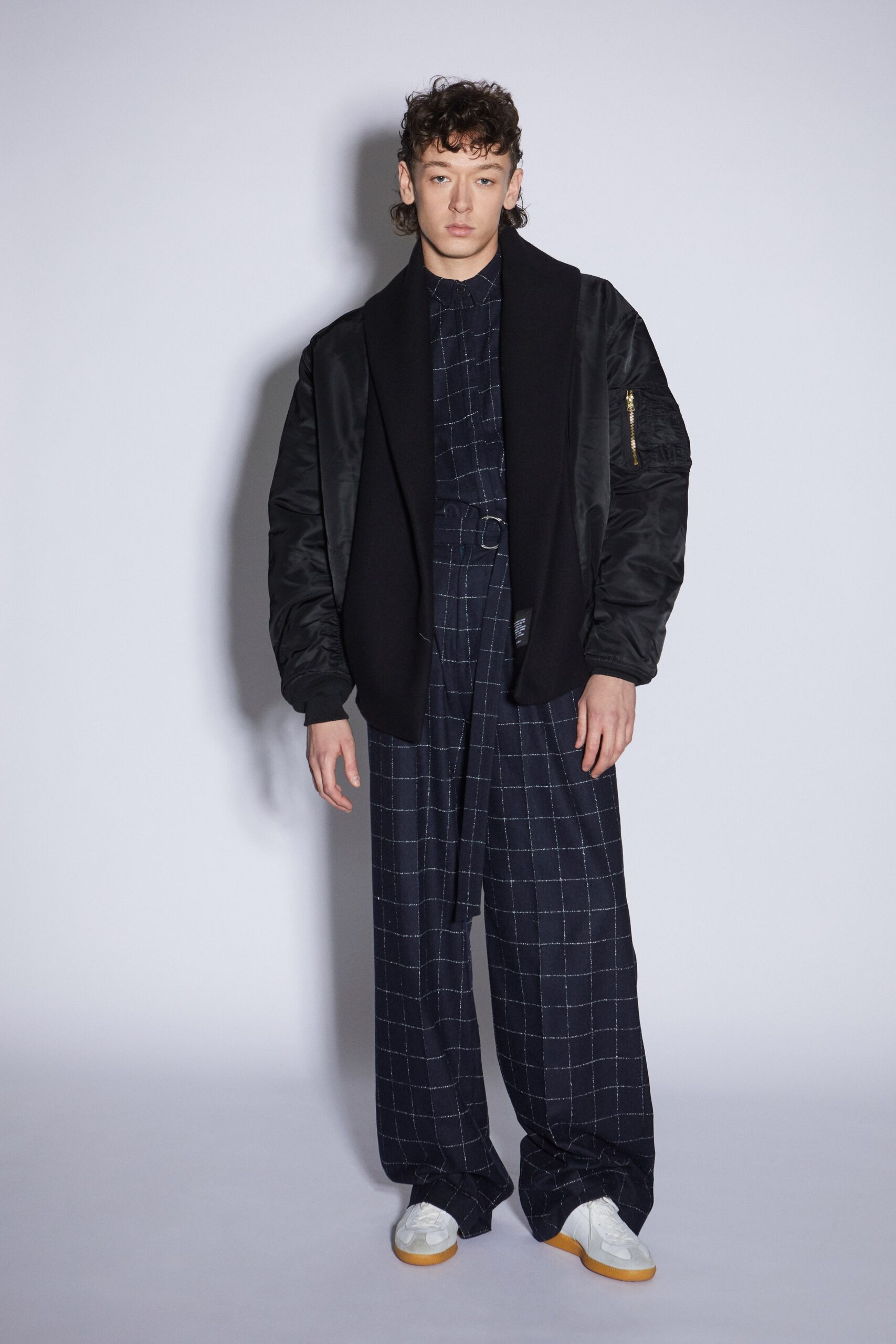 Lutz Huelle F/W 22 Look 8