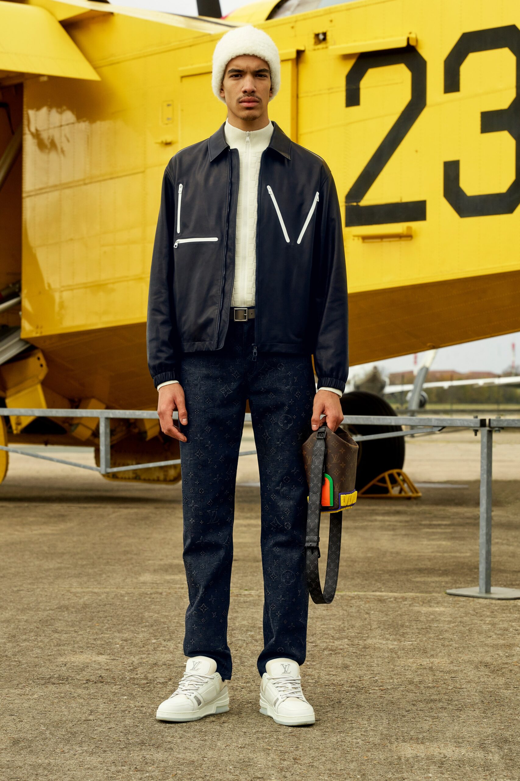Louis Vuitton F/W 21 Look 10