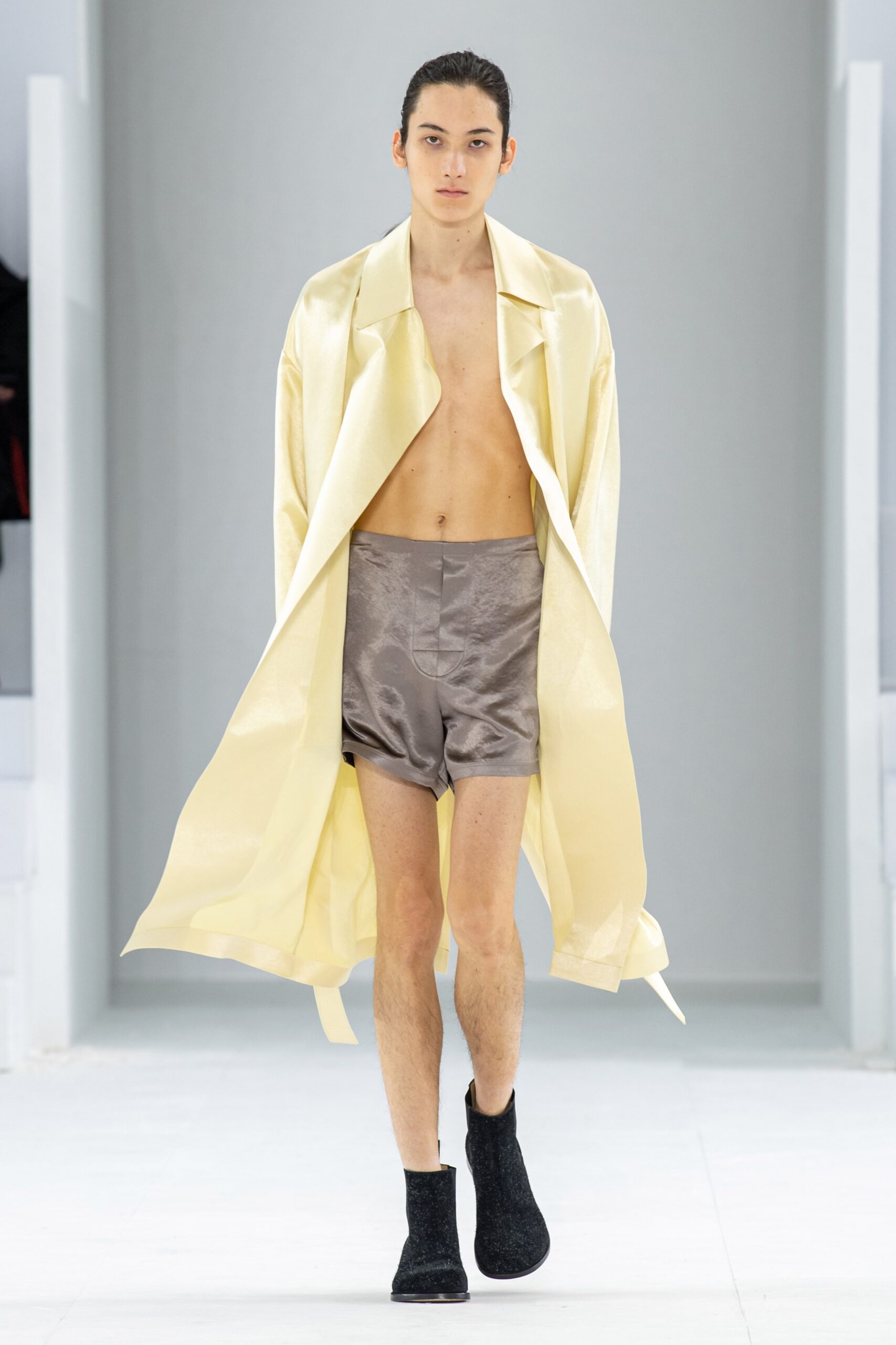 Loewe F/W 23 Menswear Look 10